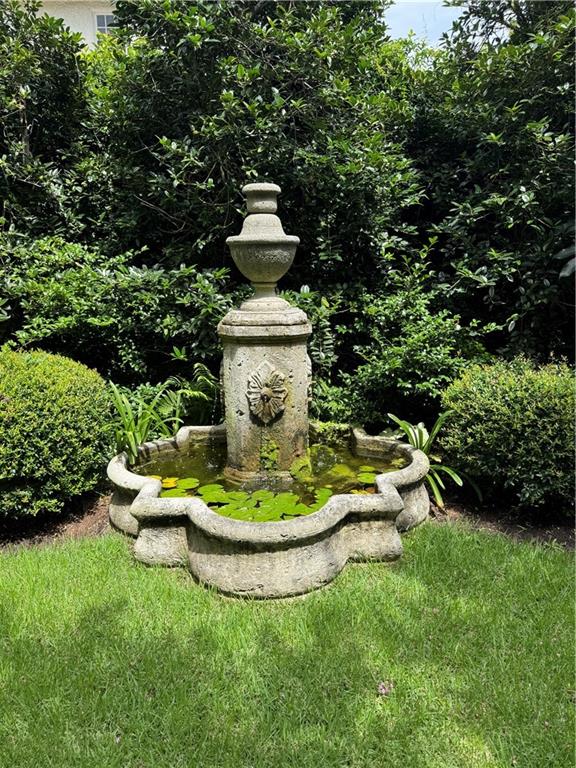 New Orleans, Louisiana, 70115, United States, 3 Bedrooms Bedrooms, ,5 BathroomsBathrooms,Residential,For Sale,2001784