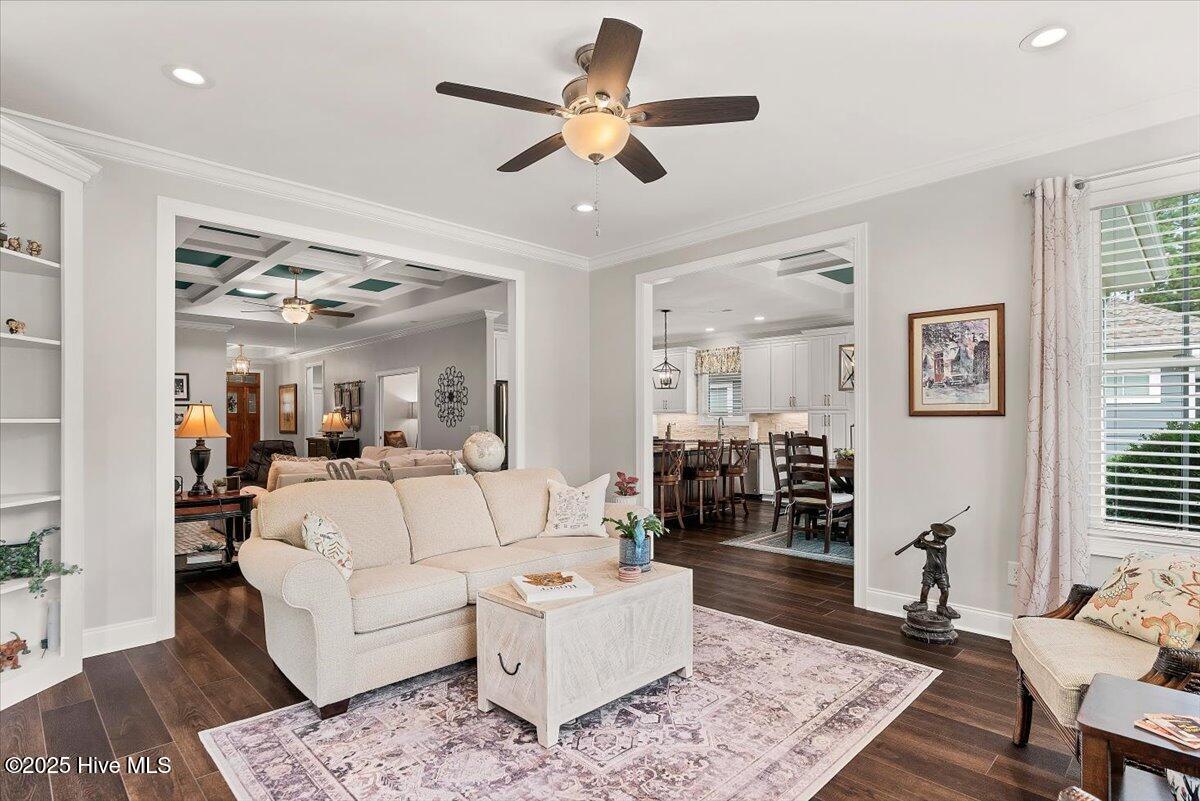 Southern Pines, North Carolina, 28387, United States, 3 Bedrooms Bedrooms, ,3 BathroomsBathrooms,Residential,For Sale,1933285
