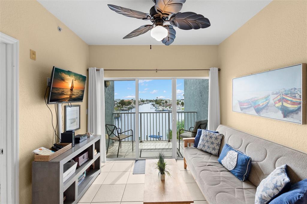St Petersburg, Florida, 33708, United States, 2 Bedrooms Bedrooms, ,2 BathroomsBathrooms,Residential,For Sale,1950860