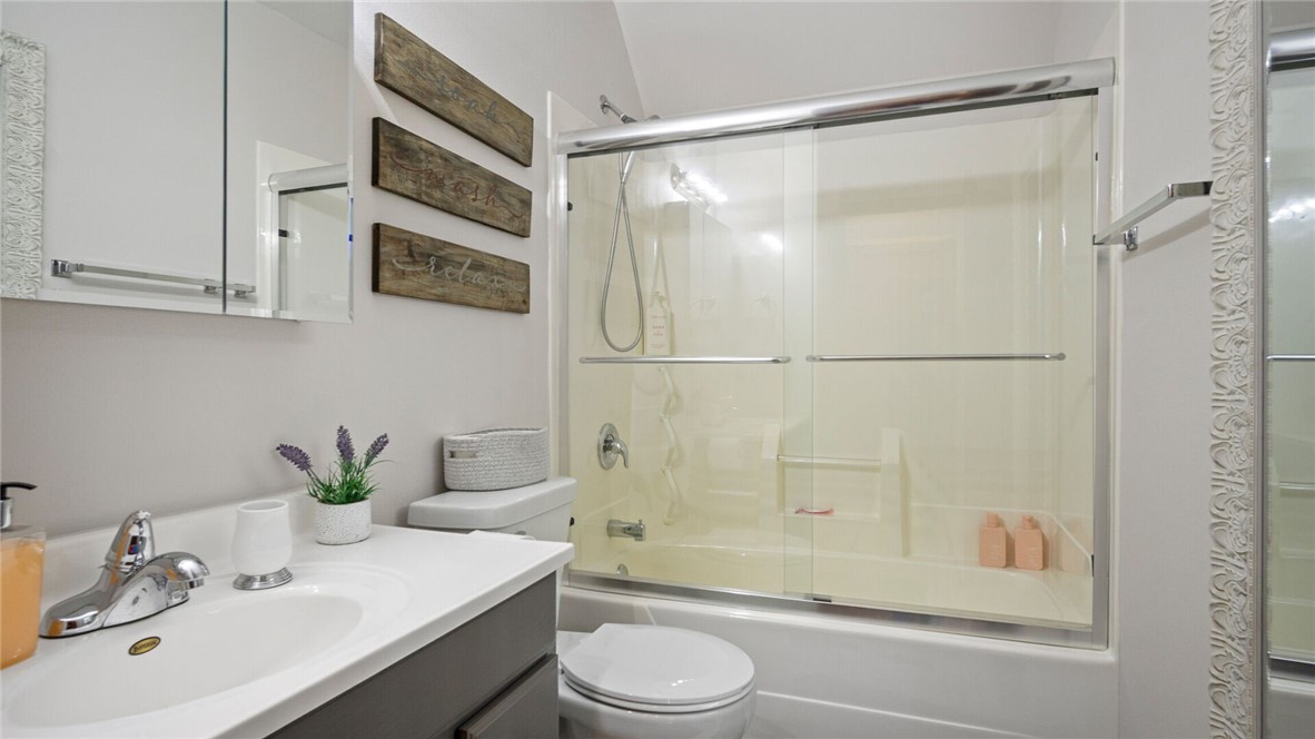 Bloomer, Wisconsin, 54724, United States, 4 Bedrooms Bedrooms, ,3 BathroomsBathrooms,Residential,For Sale,1983863