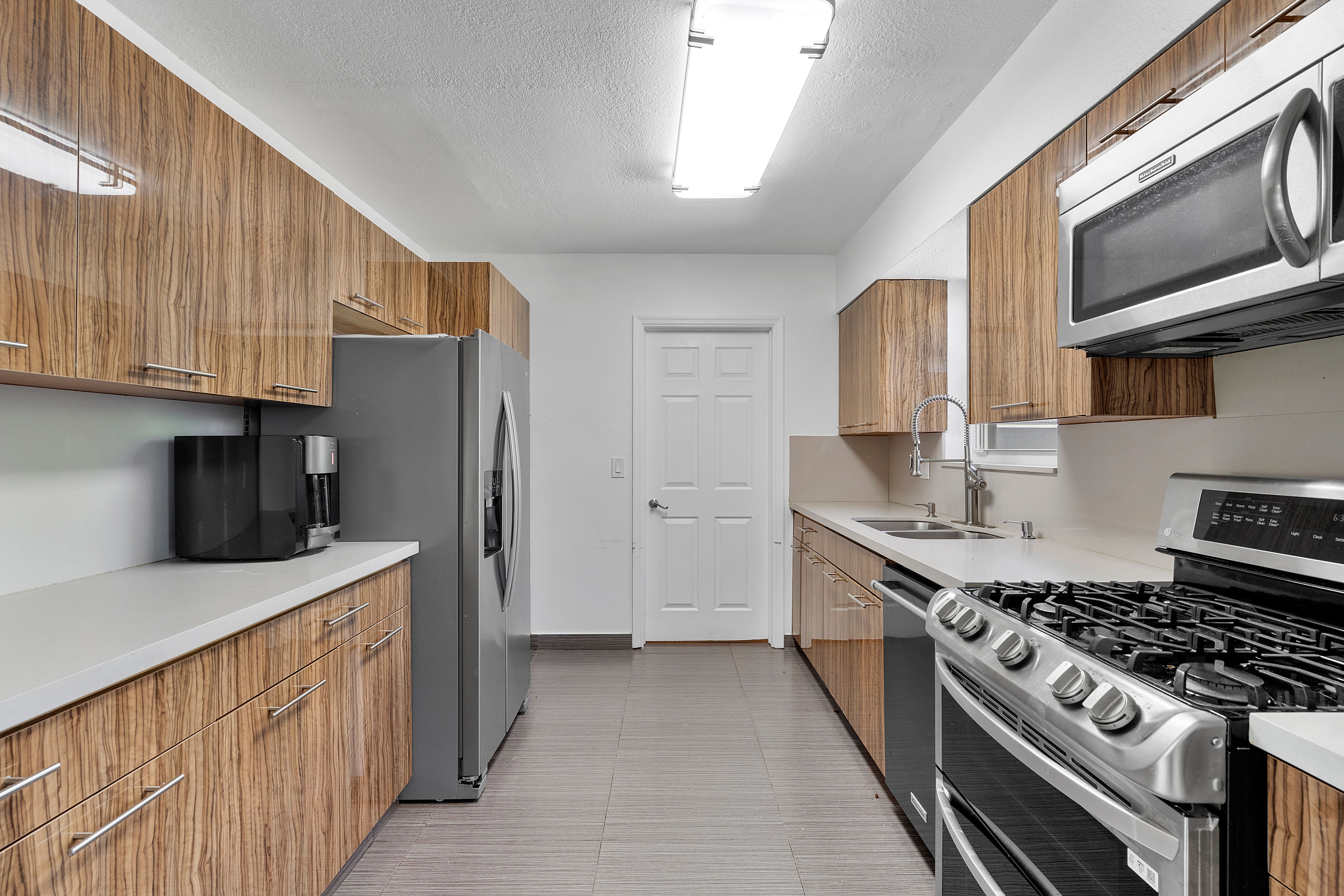  2505 NE 214th St, Aventura, FL, 33180 - 物件實景