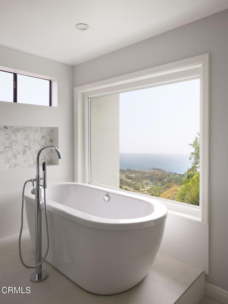 Rancho Palos Verdes, California, 90275, United States, 4 Bedrooms Bedrooms, ,3 BathroomsBathrooms,Residential,For Sale,1999028