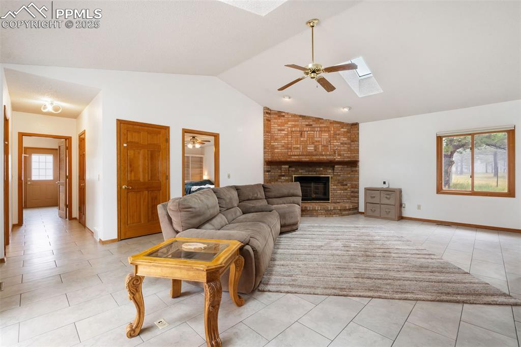 Monument, Colorado, 80132, United States, 4 Bedrooms Bedrooms, ,4 BathroomsBathrooms,Residential,For Sale,1934260