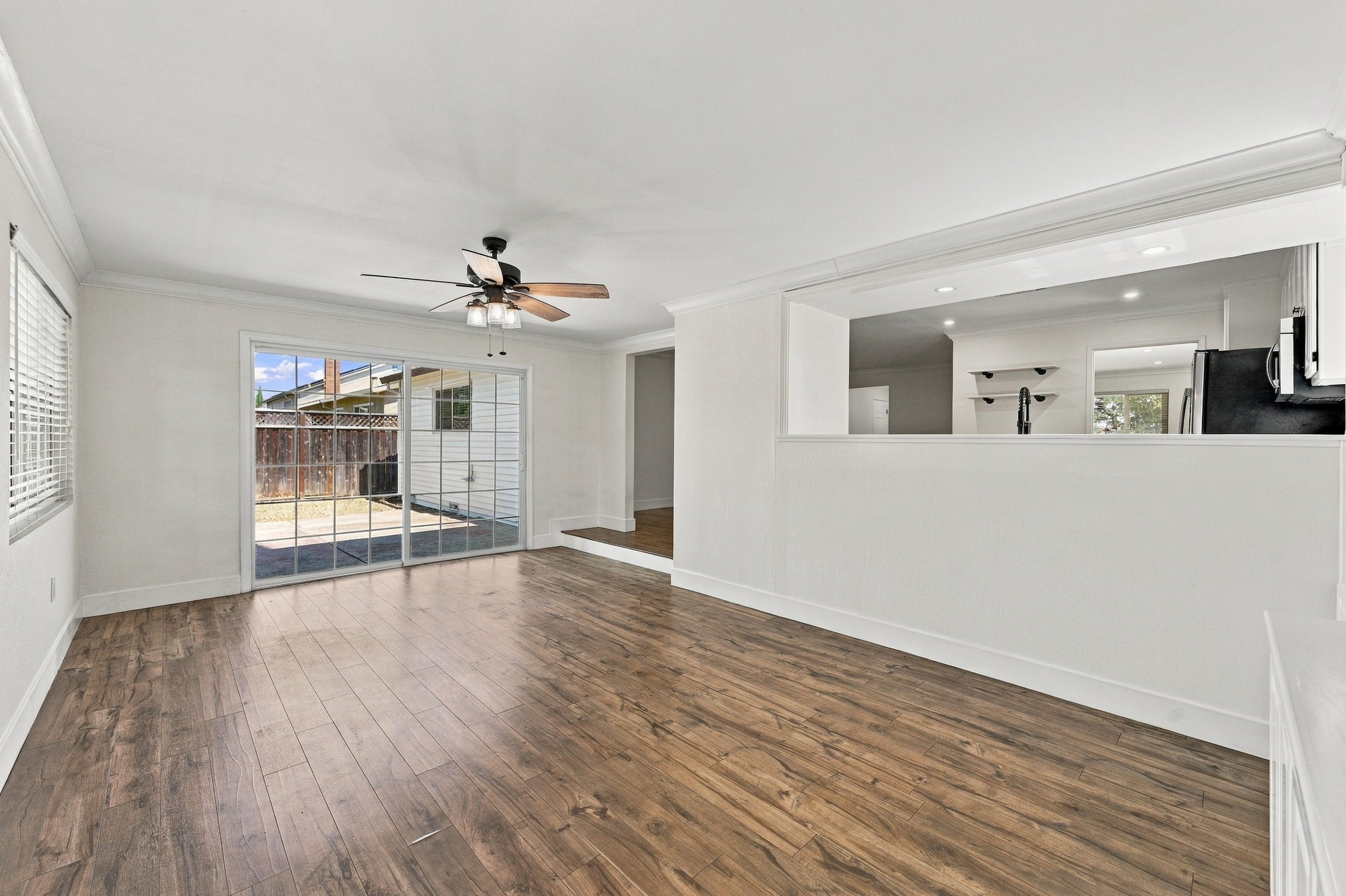  Inviting Move-In Ready Home - 物件實景