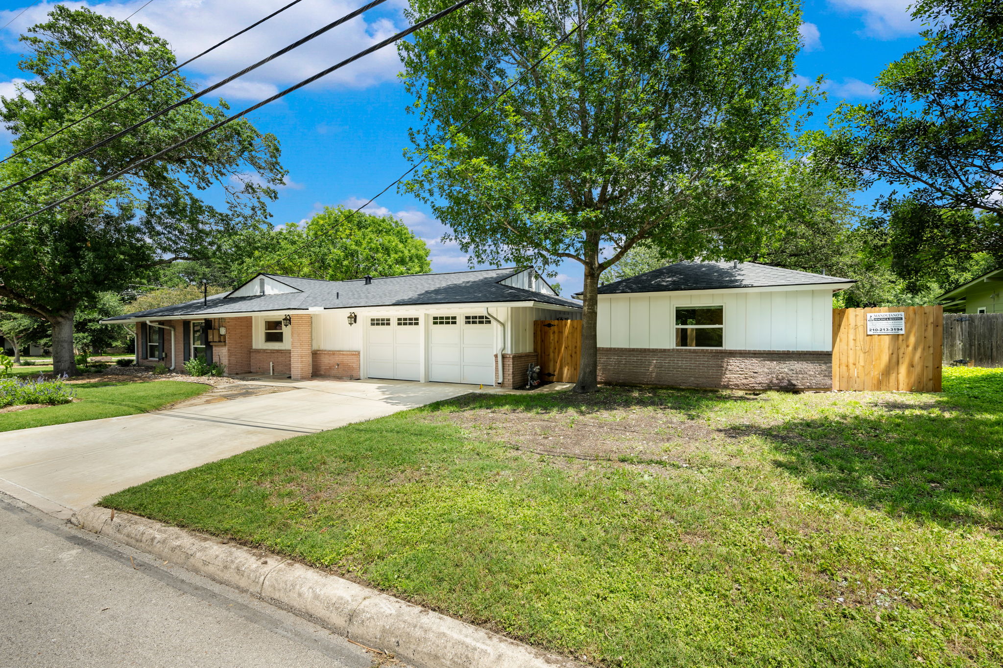  Refined Mid-Century Modern with Casita in Alamo Heights ISD - 物件實景