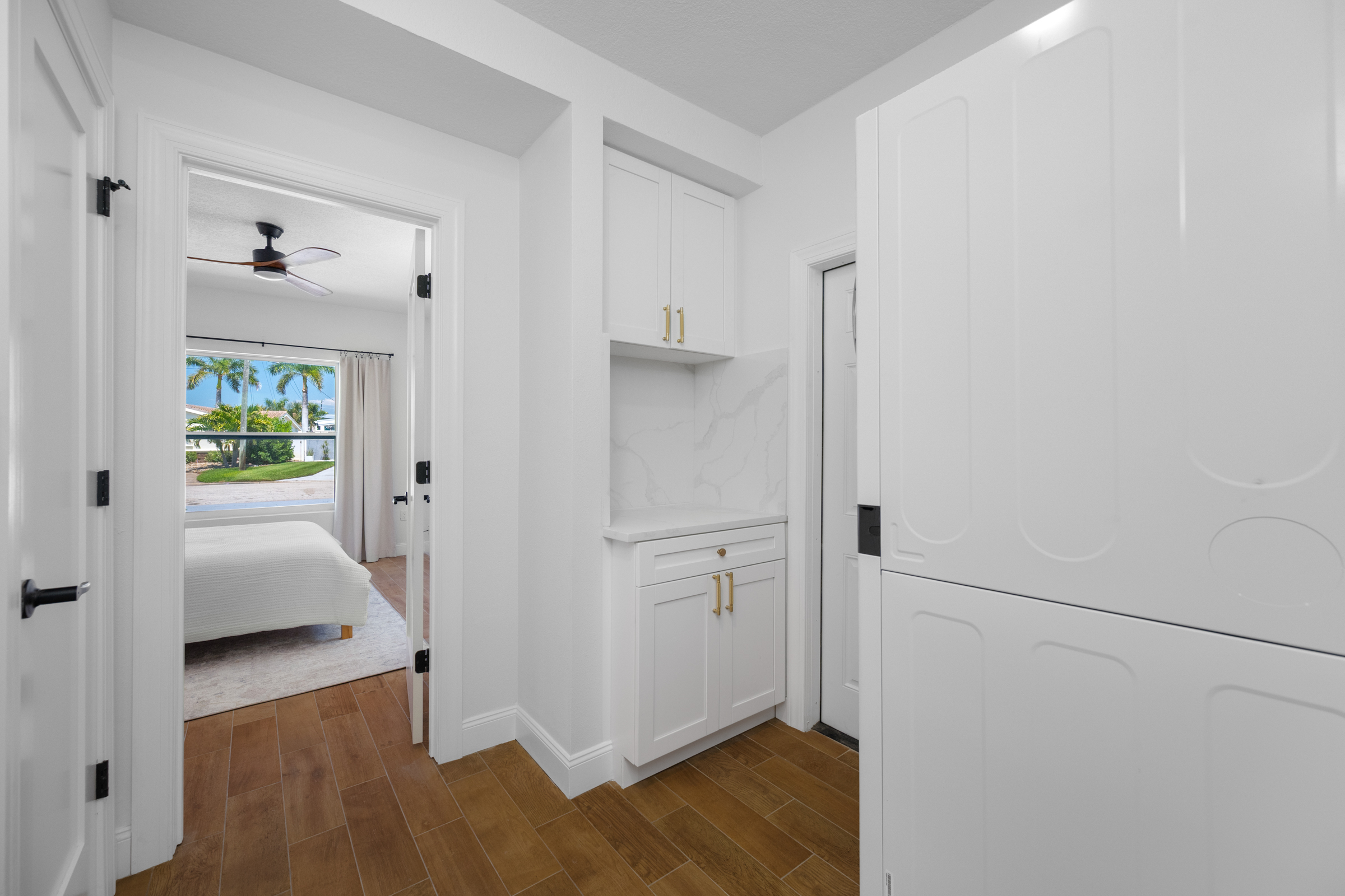 St Petersburg, Florida, 33707, United States, 3 Bedrooms Bedrooms, ,2 BathroomsBathrooms,Residential,For Sale,2034838