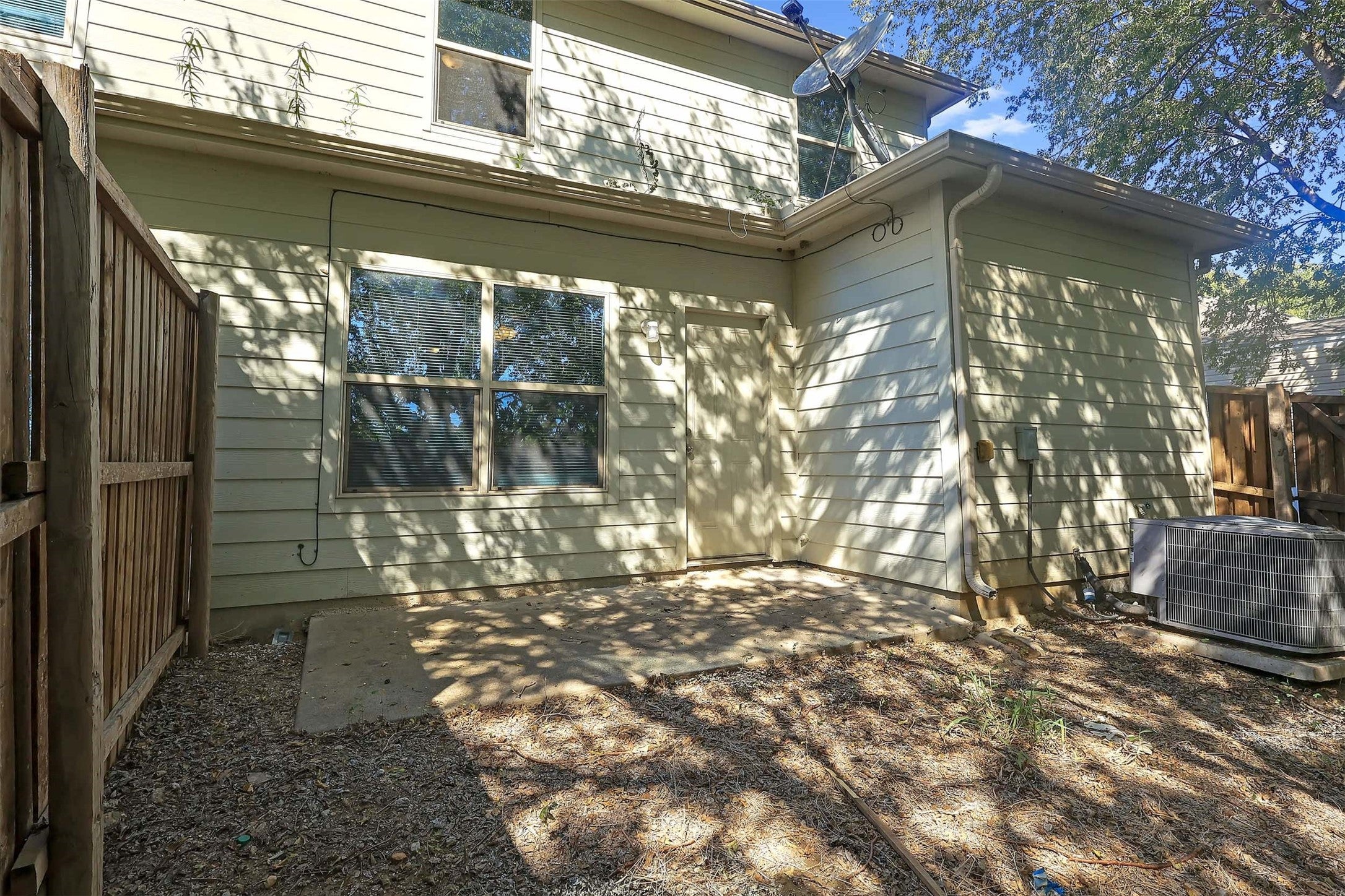 Little Elm, Texas, 75068, United States, 6 Bedrooms Bedrooms, ,6 BathroomsBathrooms,Residential,For Sale,1980428