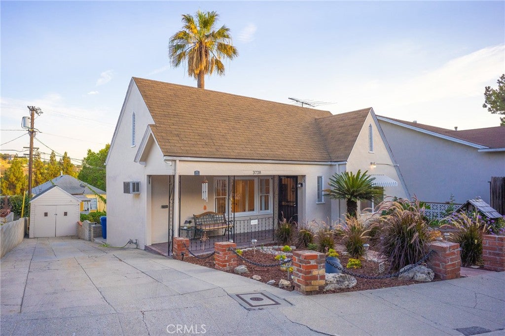 Los Angeles, California, 90065, United States, 3 Bedrooms Bedrooms, ,1 BathroomBathrooms,Residential,For Sale,1927819