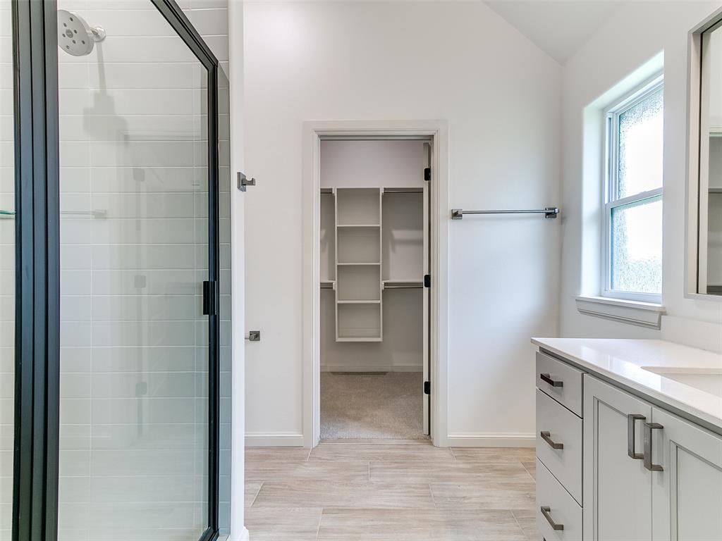 Blanchard, Oklahoma, 73010, United States, 4 Bedrooms Bedrooms, ,4 BathroomsBathrooms,Residential,For Sale,1982275