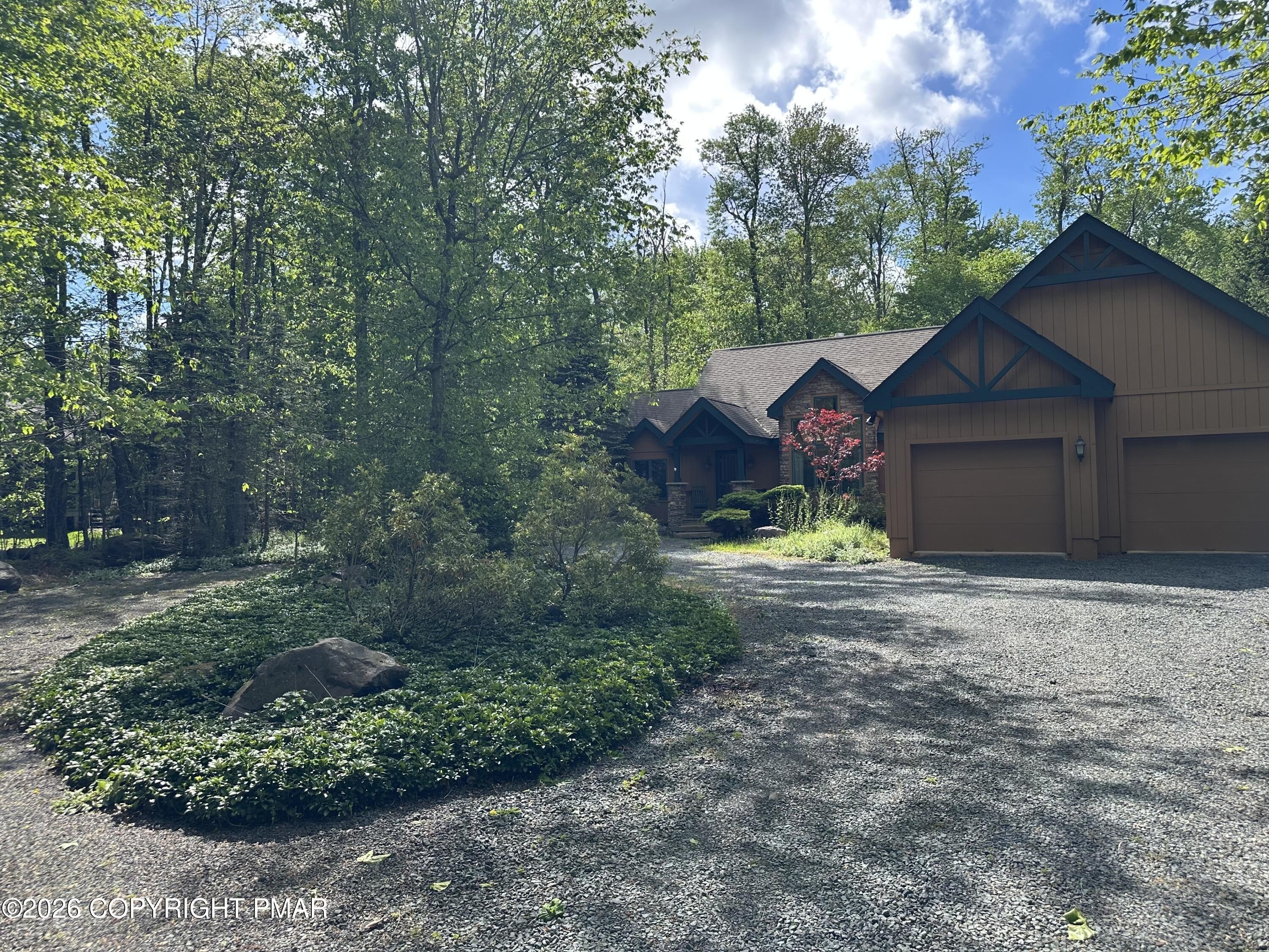 Pocono Pines, Pennsylvania, 18350, United States, 3 Bedrooms Bedrooms, ,2 BathroomsBathrooms,Residential,For Sale,2048089