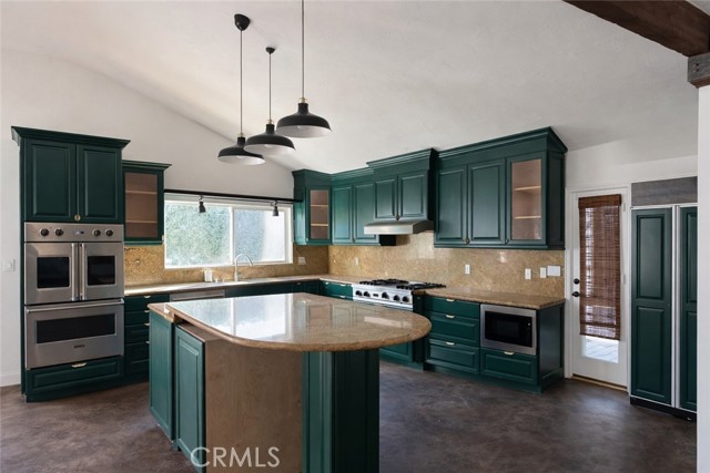 Reseda, California, 91335, United States, 3 Bedrooms Bedrooms, ,3 BathroomsBathrooms,Residential,For Sale,2009231