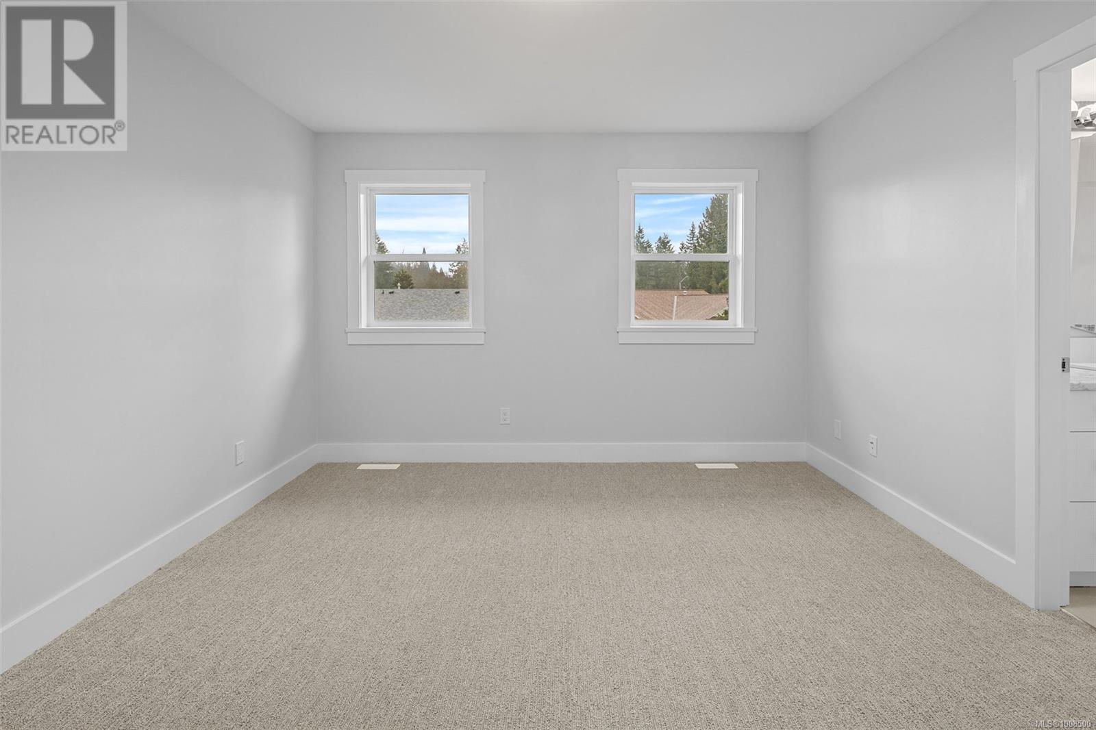 DUNCAN, British Columbia, V9L 4B4, CA, 4 Bedrooms Bedrooms, ,4 BathroomsBathrooms,Residential,For Sale,1910827