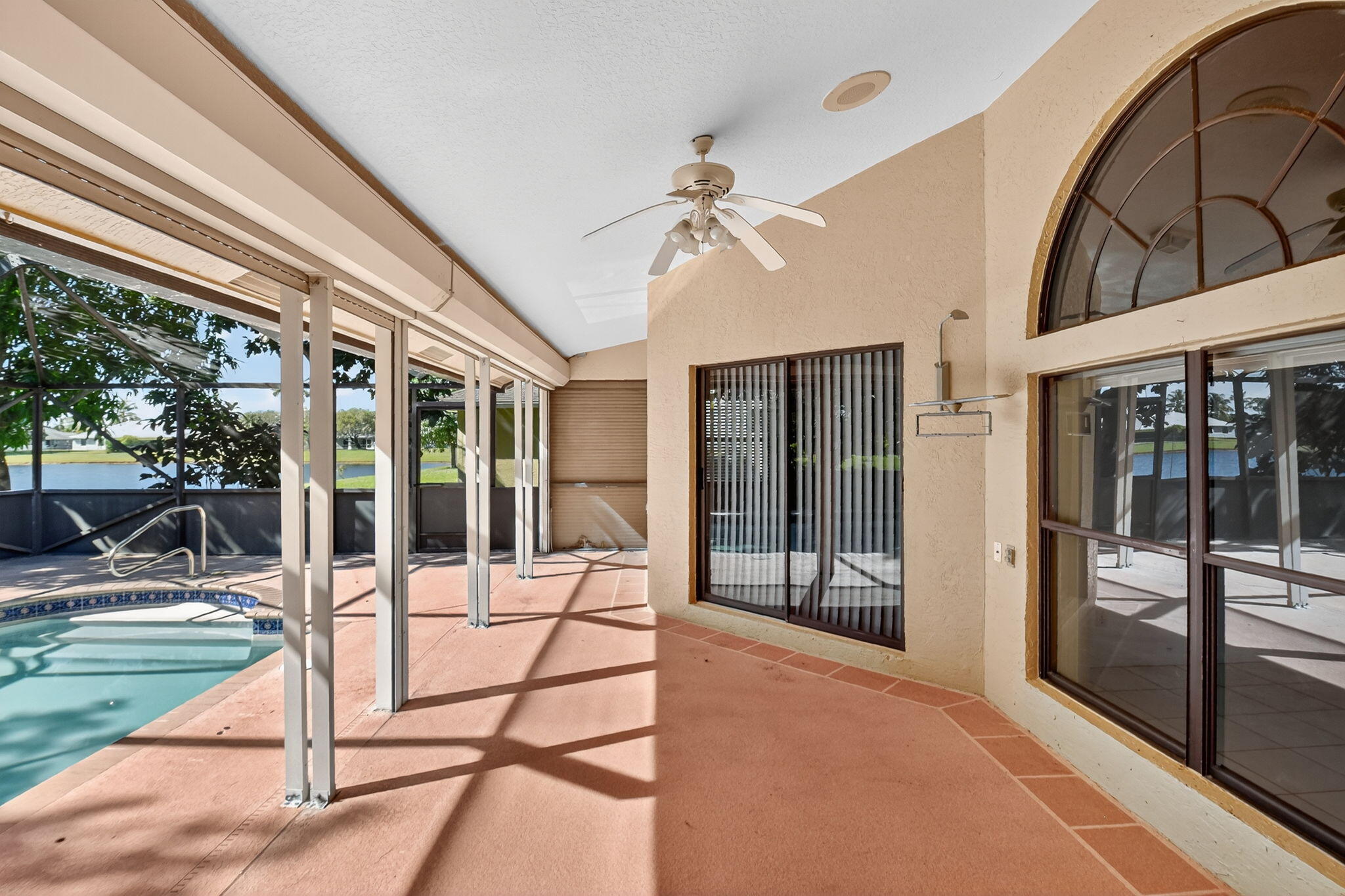 Royal Palm Beach, Florida, 33411, United States, 3 Bedrooms Bedrooms, ,2 BathroomsBathrooms,Residential,For Sale,1992913