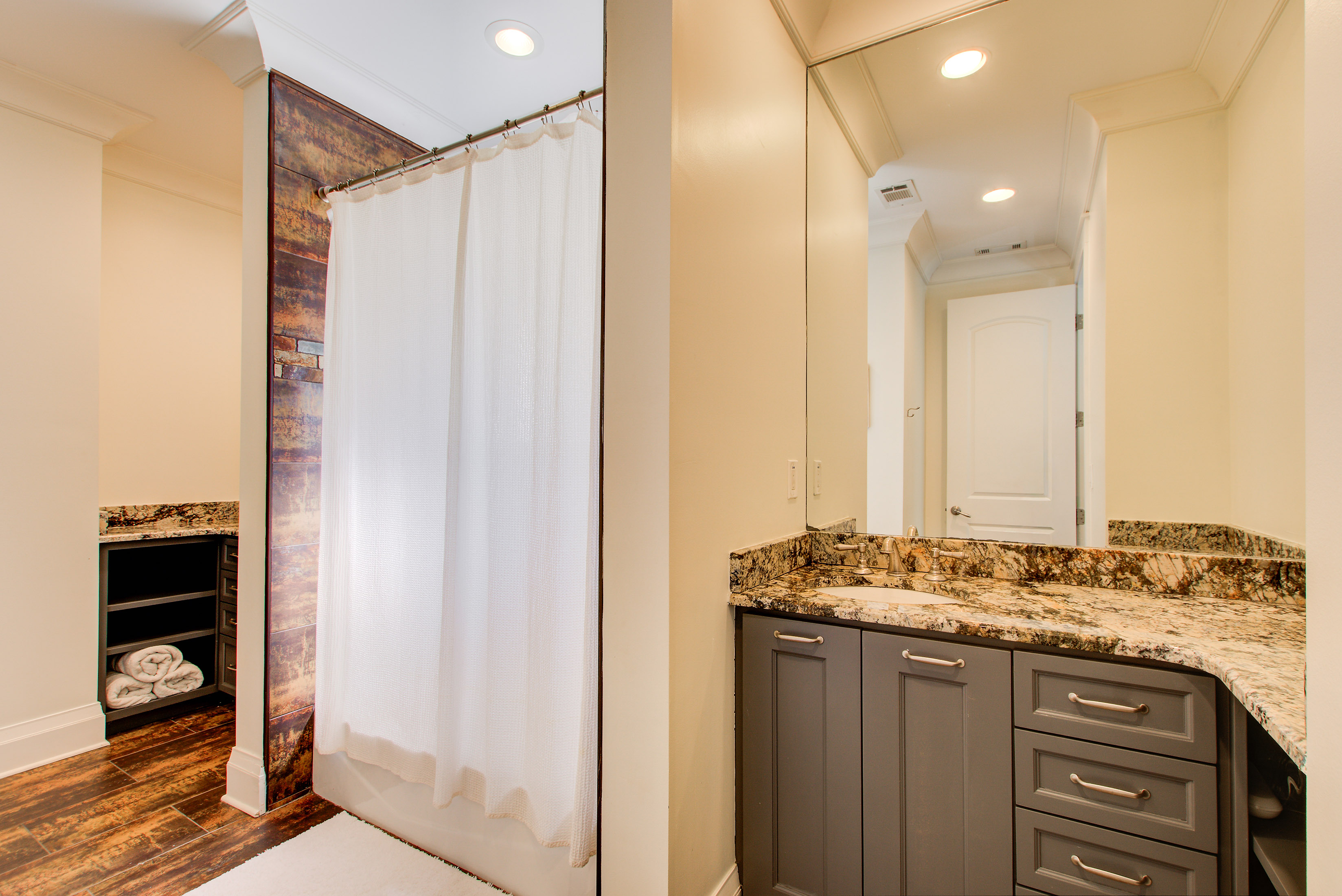  Exceptional Space and Craftsmanship in Custom Brookhaven Home - 物件實景