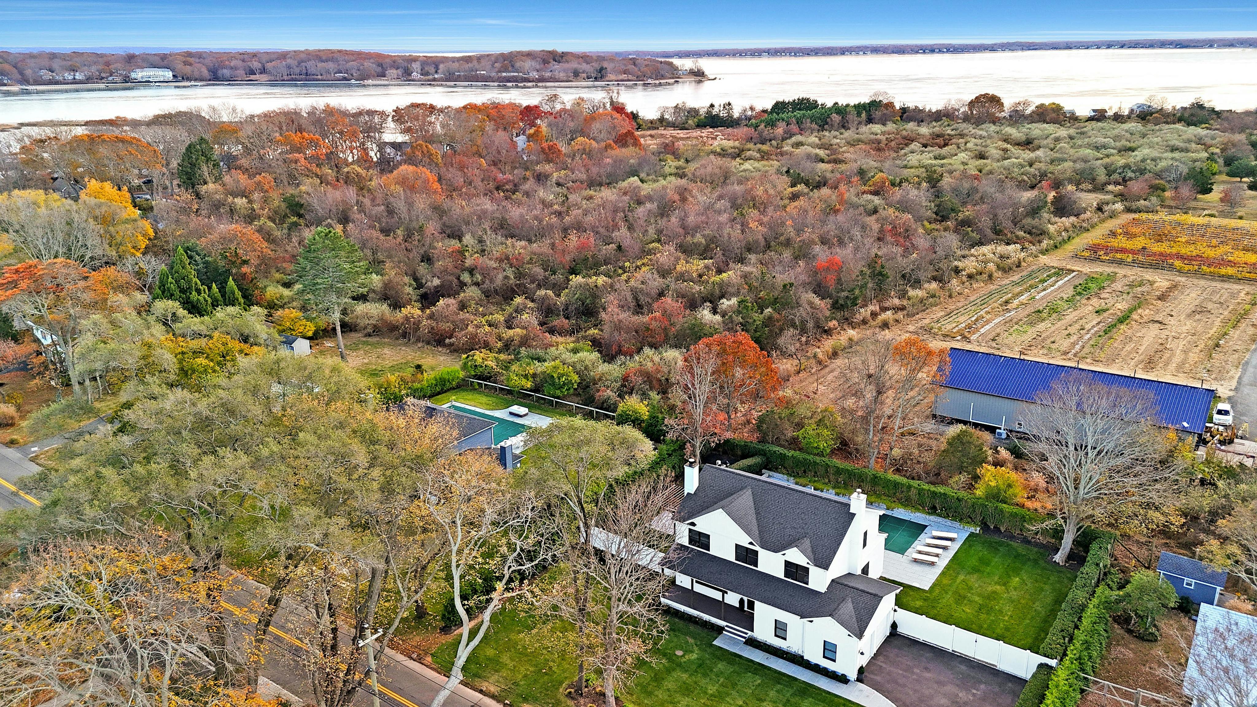 Greenport, New York, 11944, United States, 5 Bedrooms Bedrooms, ,4 BathroomsBathrooms,Residential,For Sale,1792351