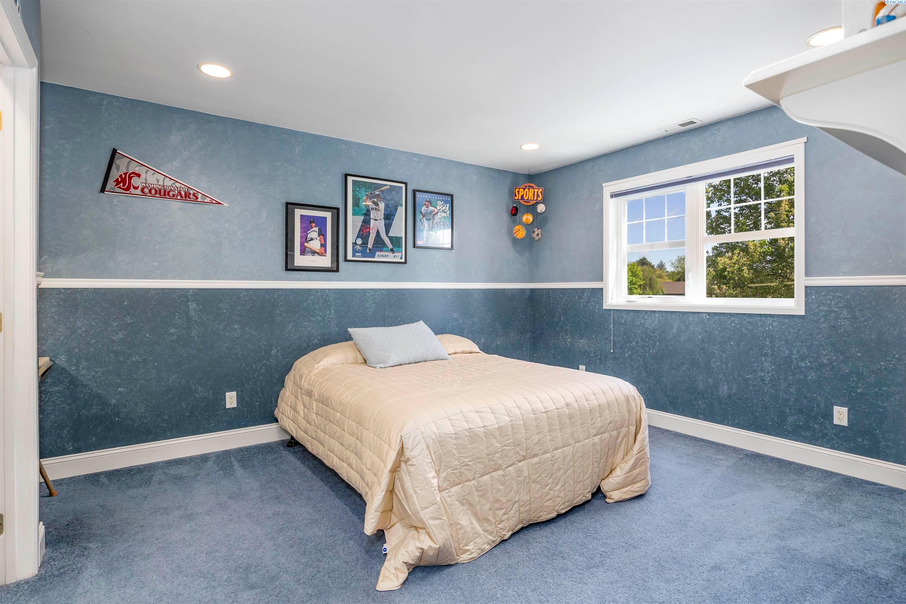 Pasco, Washington, 99301, United States, 3 Bedrooms Bedrooms, ,3 BathroomsBathrooms,Residential,For Sale,1979985