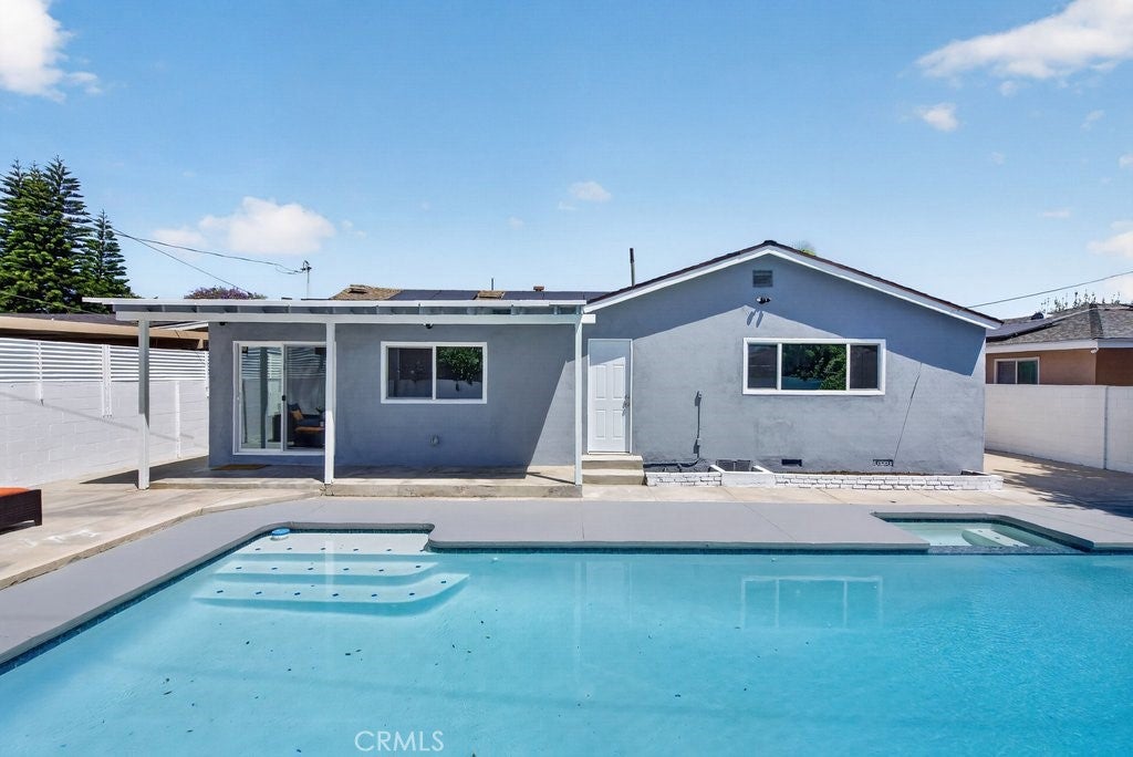 Garden Grove, California, 92841, United States, 5 Bedrooms Bedrooms, ,4 BathroomsBathrooms,Residential,For Sale,2040059