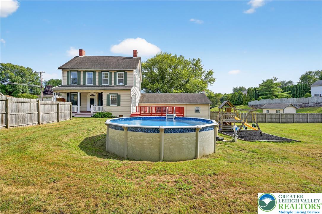 East Allen Twp, Pennsylvania, 18017, United States, 4 Bedrooms Bedrooms, ,2 BathroomsBathrooms,Residential,For Sale,1926367