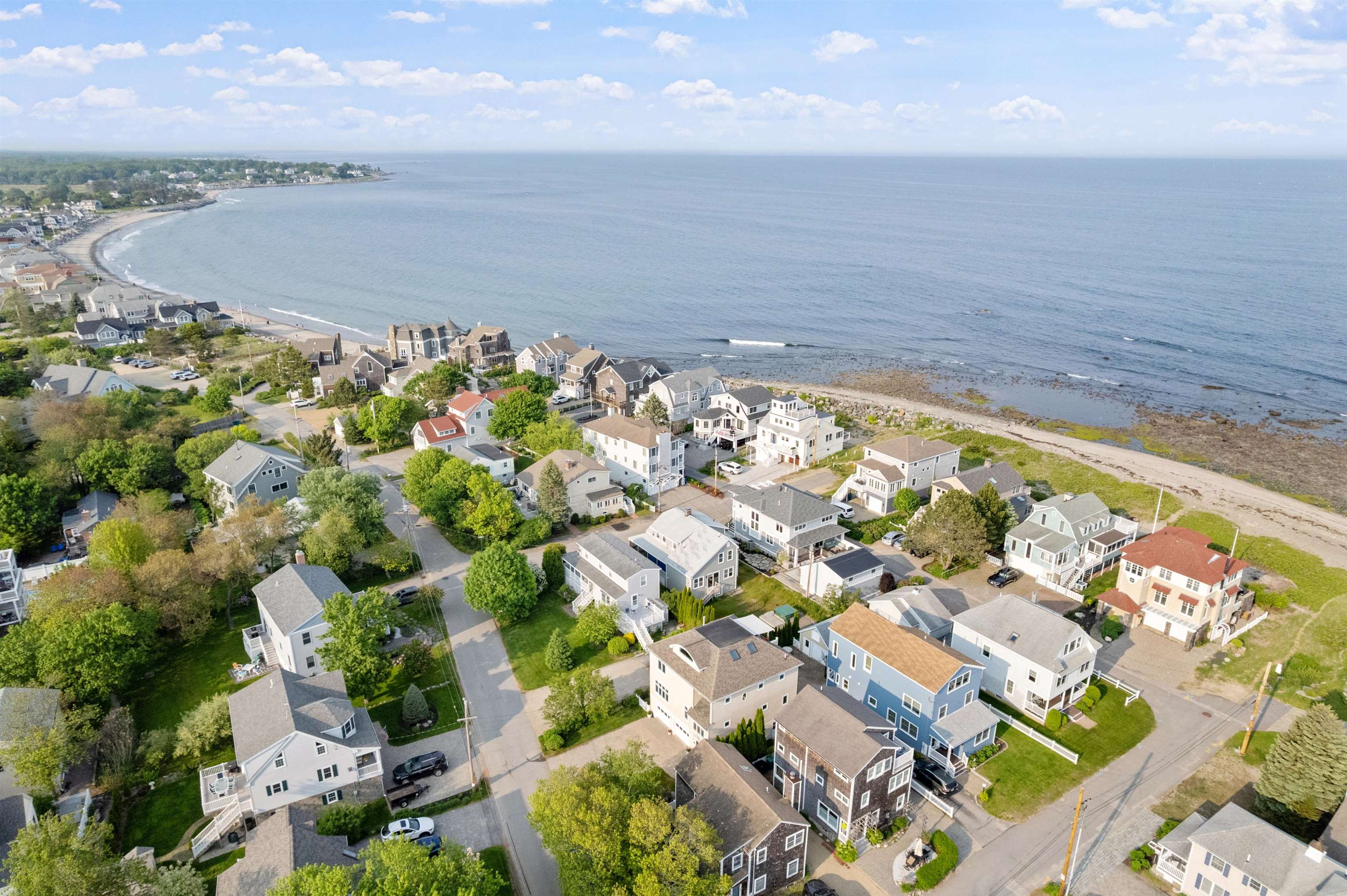 Hampton, New Hampshire, 03842, United States, 3 Bedrooms Bedrooms, ,1 BathroomBathrooms,Residential,For Sale,1846581
