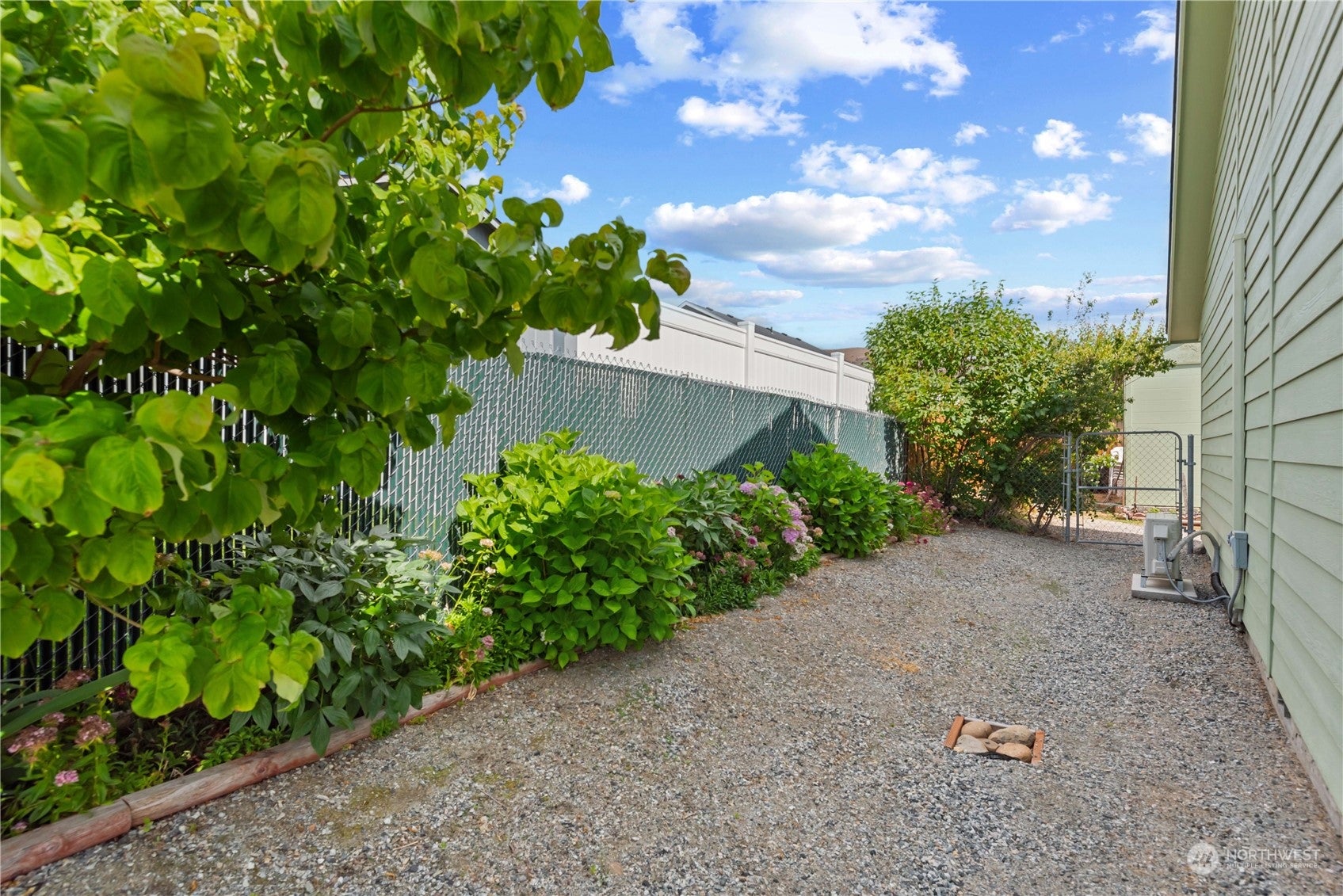 1010 Crest Loop, Entiat, Washington, 98822, United States, 3 Bedrooms Bedrooms, ,3 BathroomsBathrooms,Residential,For Sale,1010 Crest Loop,1592644