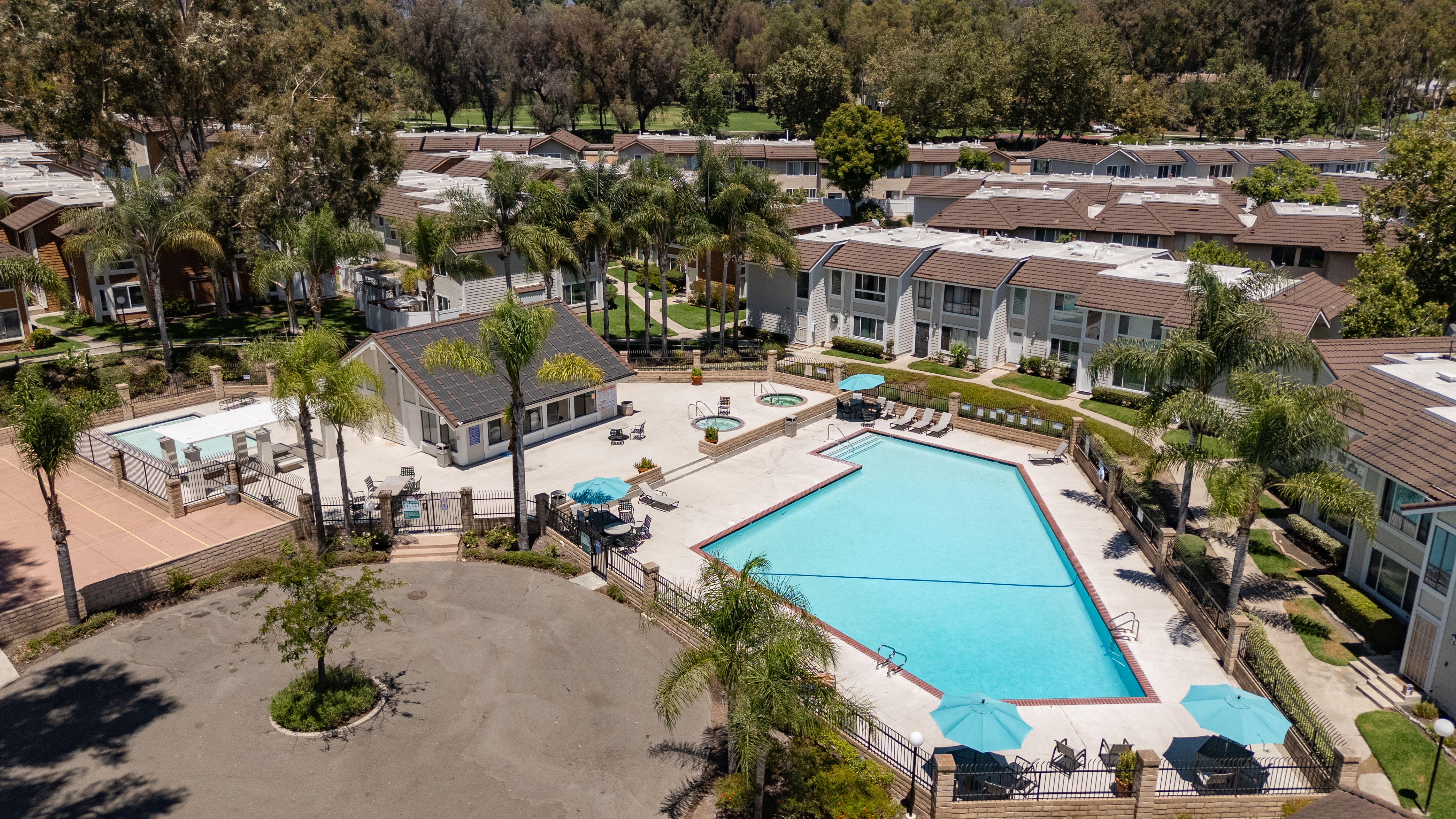  25885 Trabuco Road, Lake Forest, CA 92630 - 物件實景