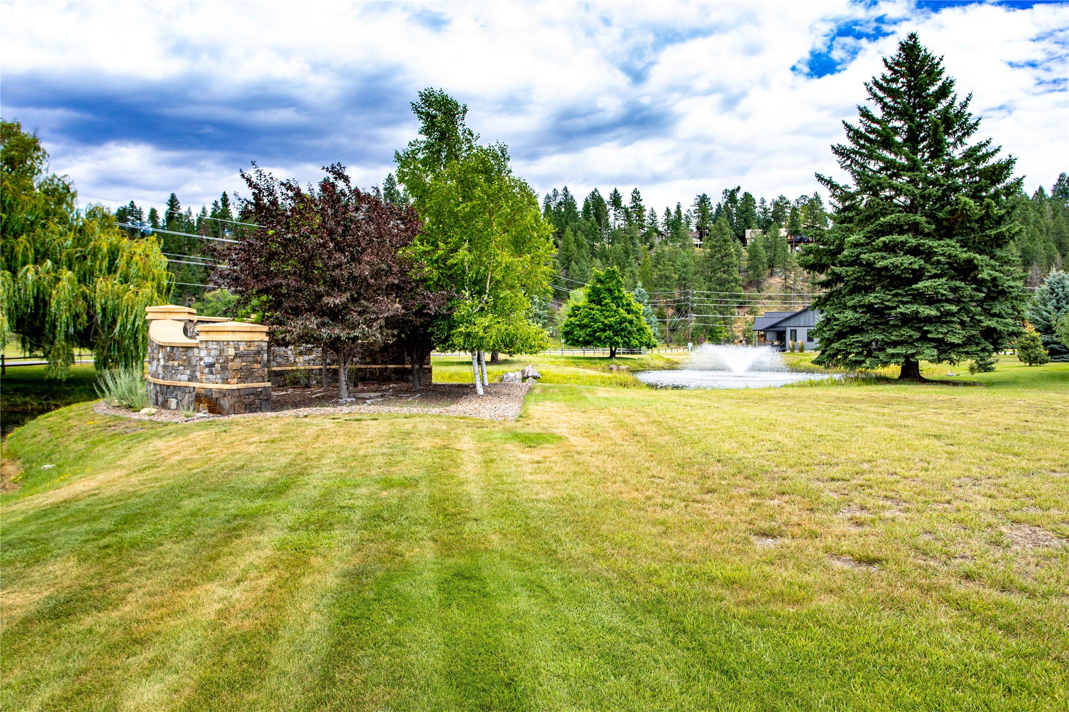  1001 Lake Pointe Drive - 物件實景