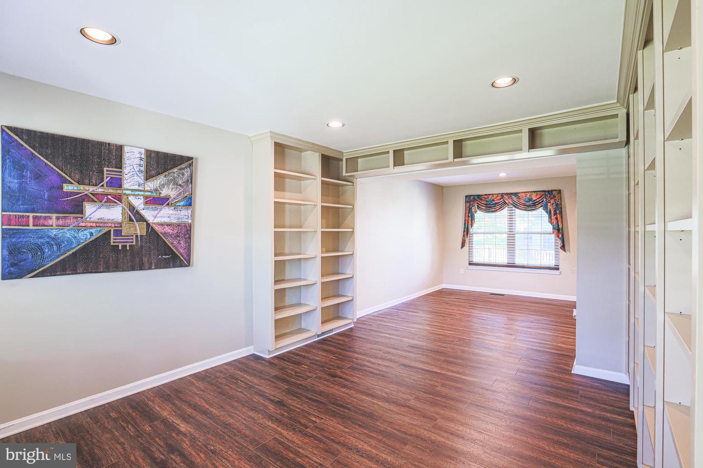 Reisterstown, Maryland, 21136, United States, 4 Bedrooms Bedrooms, ,4 BathroomsBathrooms,Residential,For Sale,1992004