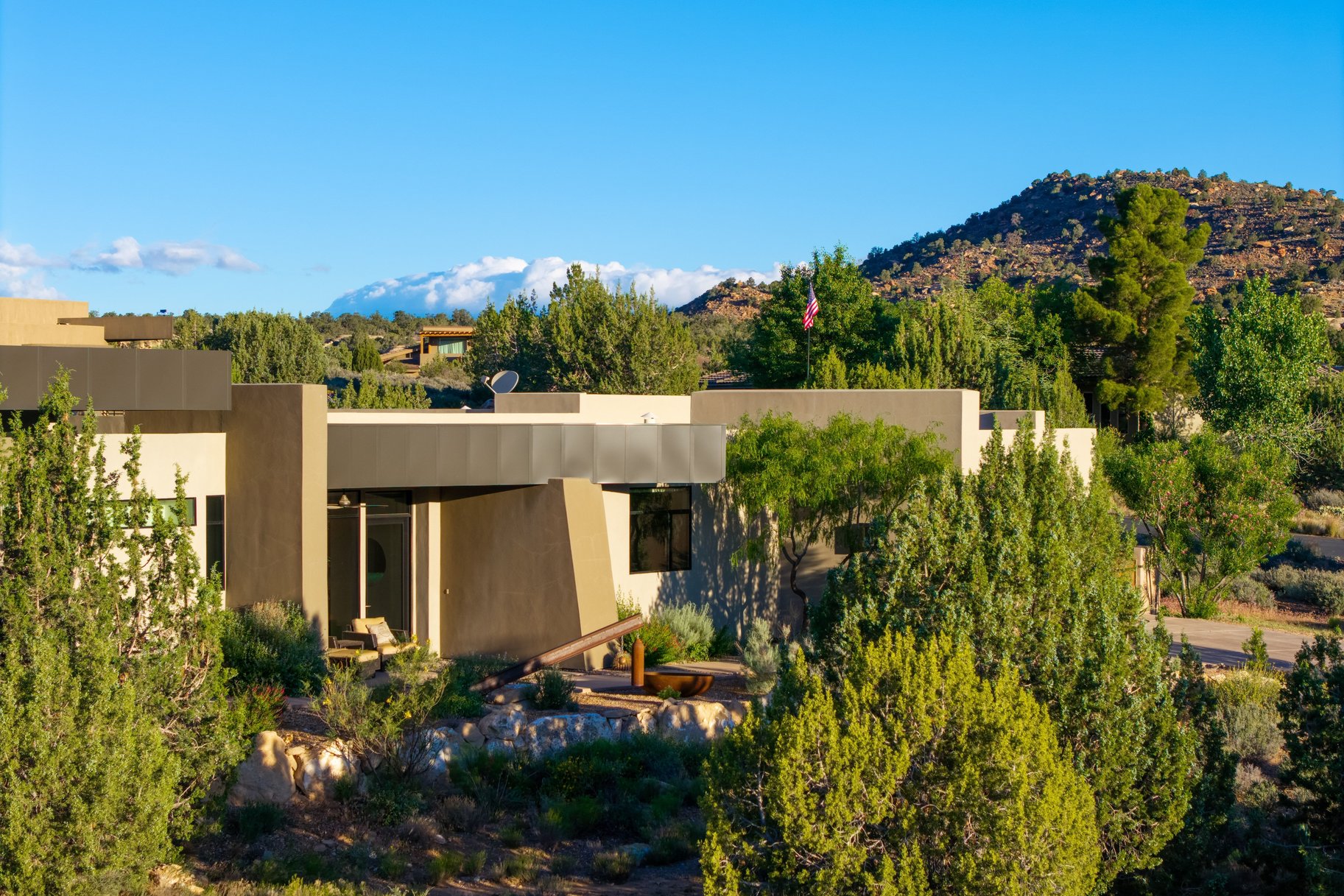  Serene Modern Sanctuary In Zion - 物件實景
