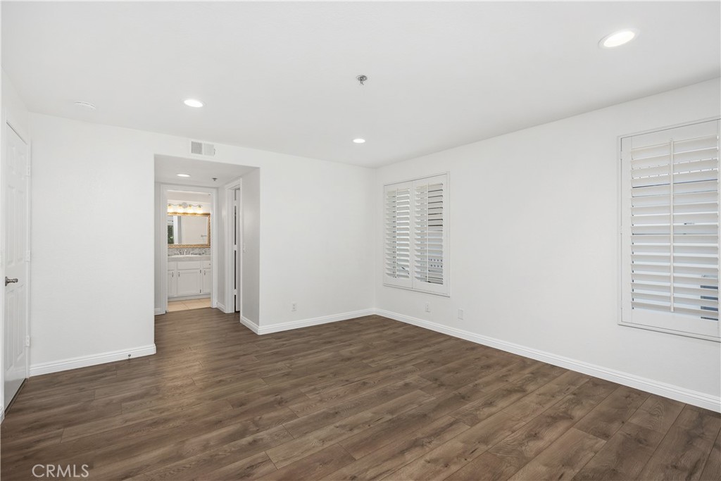 San Clemente, California, 92672, United States, 2 Bedrooms Bedrooms, ,3 BathroomsBathrooms,Residential,For Sale,1989369