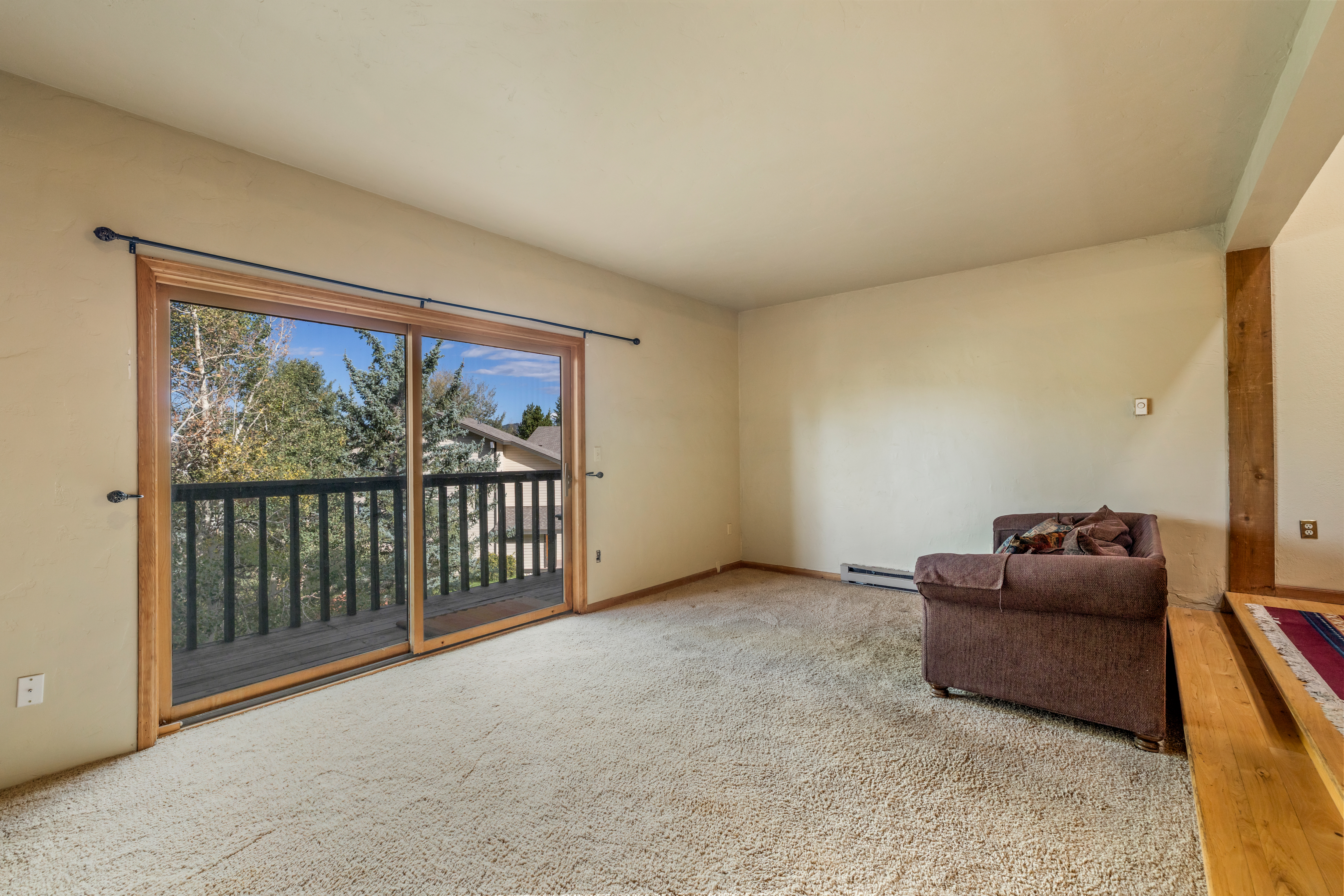  Spacious Columbine Townhome - 物件實景
