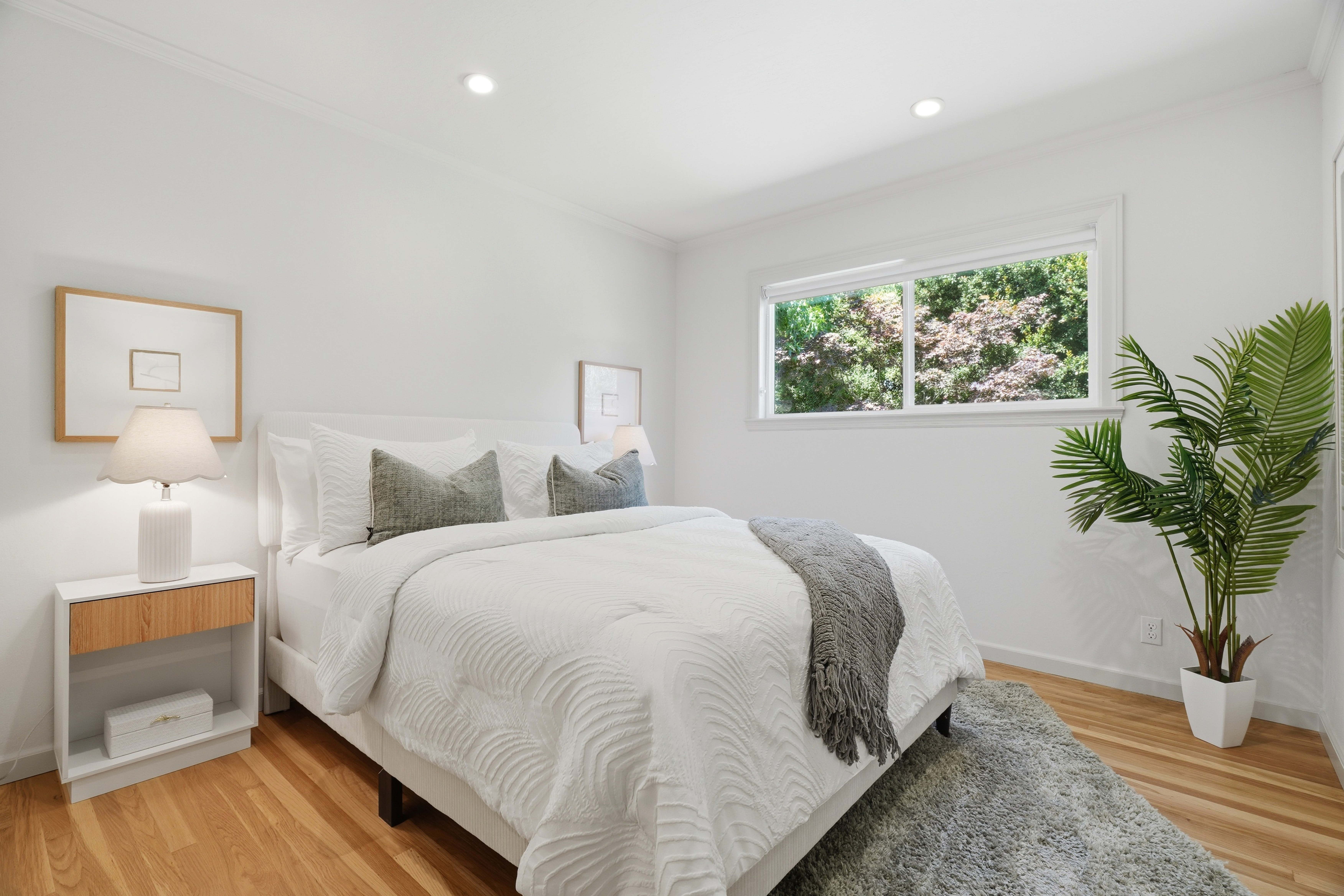  Private, Stylishly Updated Home in Prime Cambrian Location - 物件實景