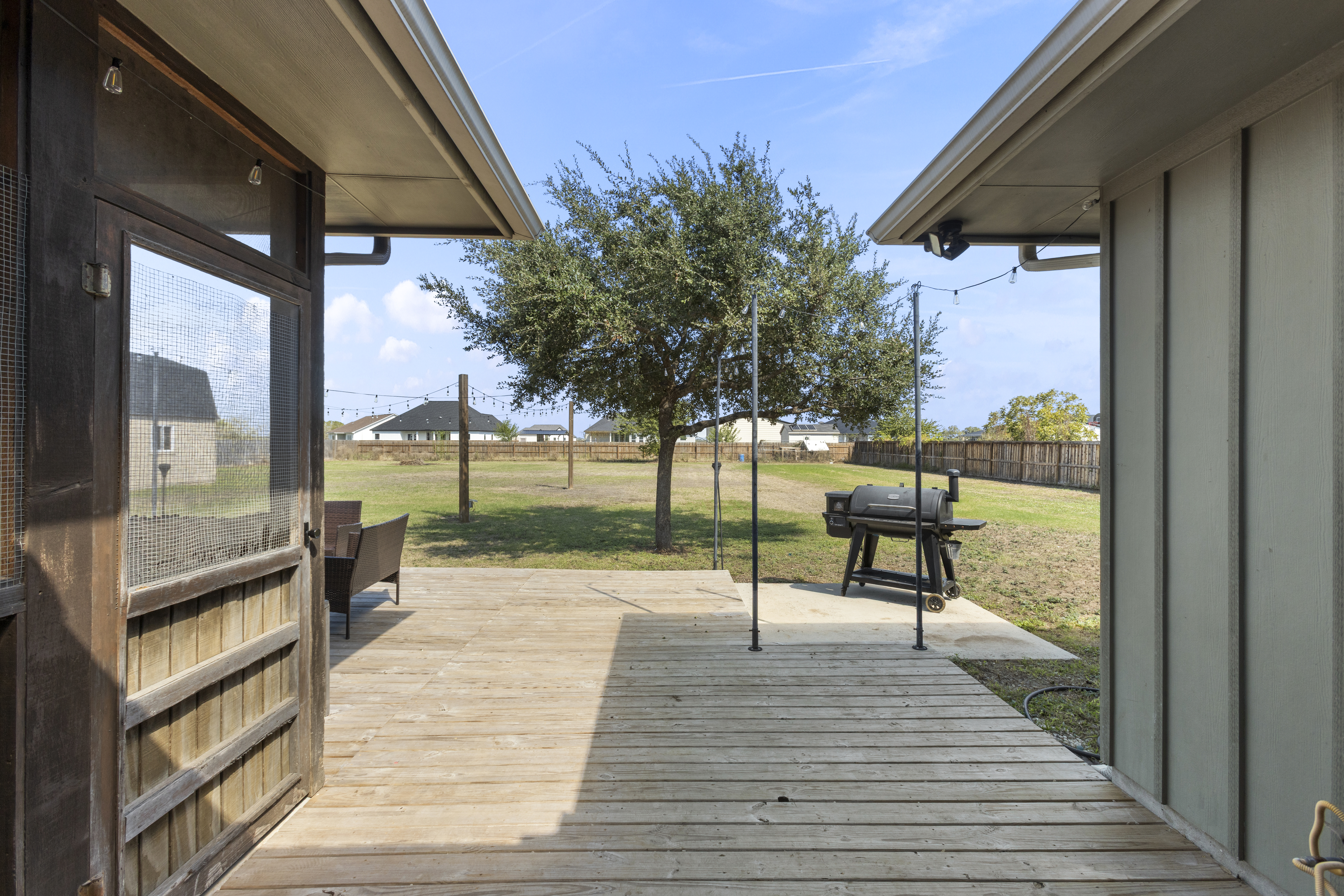  Country Living on 0.87 Acres - 物件實景