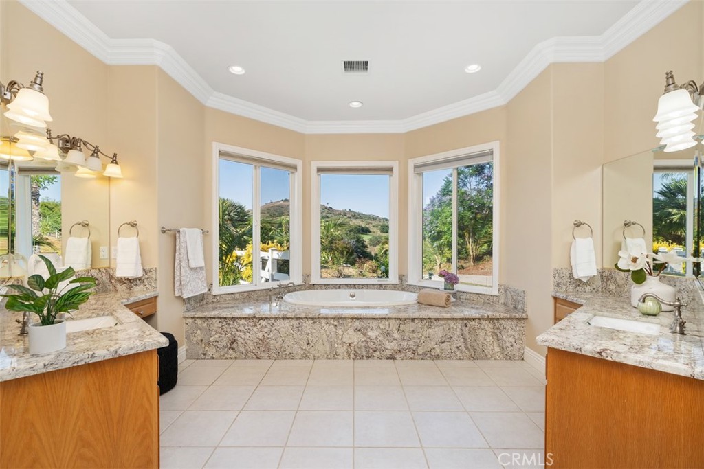 Temecula, California, 92590, United States, 4 Bedrooms Bedrooms, ,5 BathroomsBathrooms,Residential,For Sale,1795707