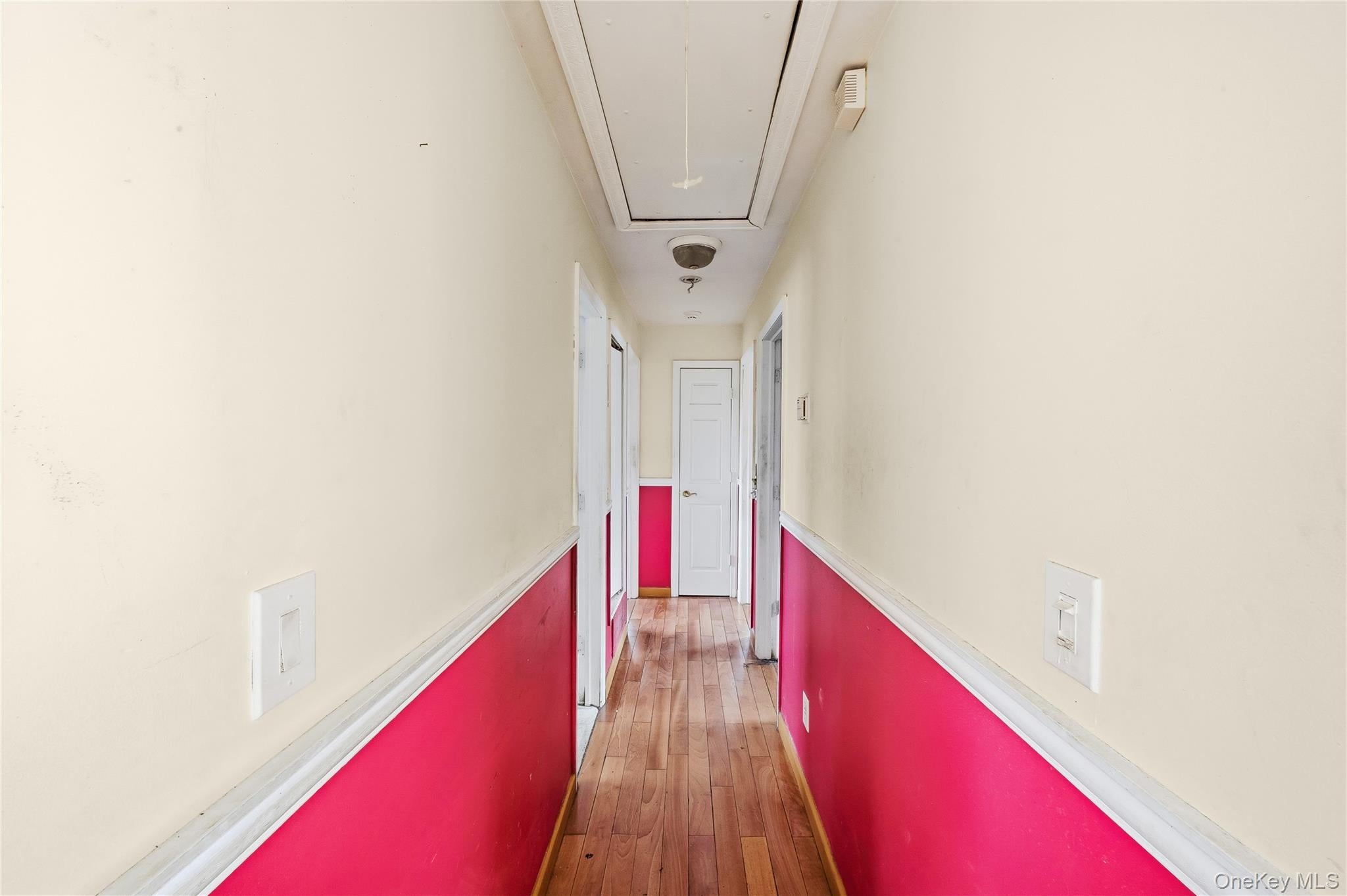 Selden, New York, 11784, United States, 5 Bedrooms Bedrooms, ,2 BathroomsBathrooms,Residential,For Sale,2049054