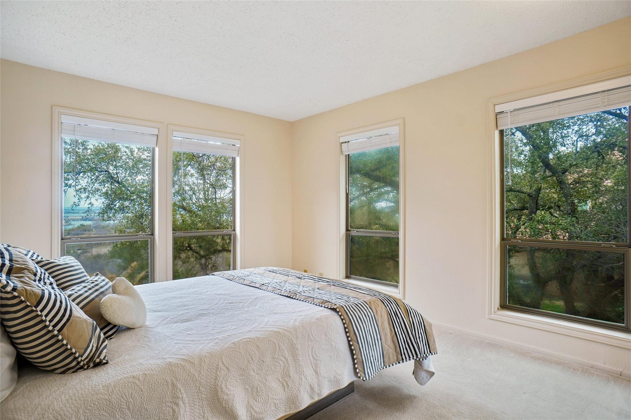 Horseshoe Bay, Texas, 78657, United States, 4 Bedrooms Bedrooms, ,4 BathroomsBathrooms,Residential,For Sale,1975051