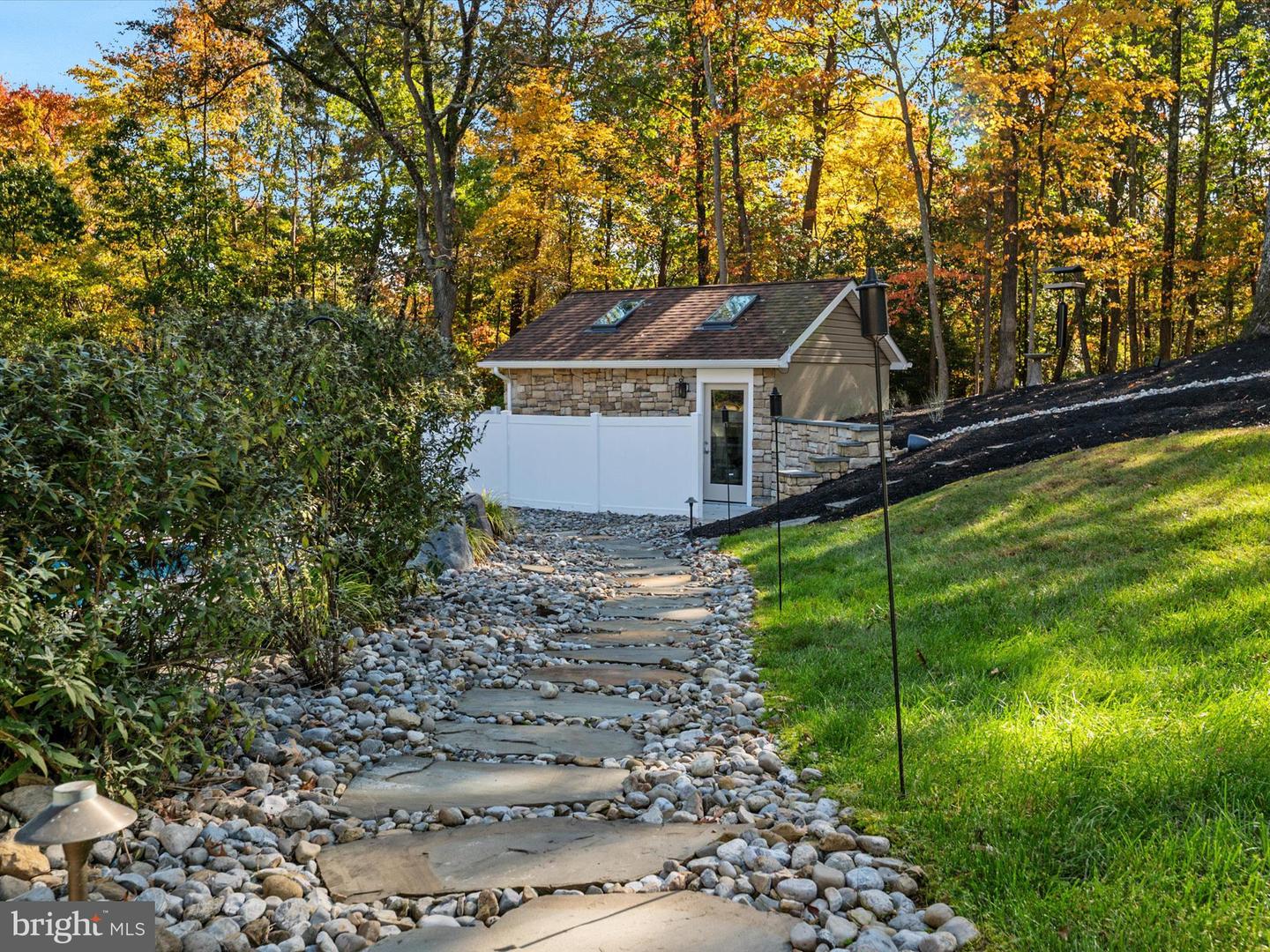 Pasadena, Maryland, 21122, United States, 4 Bedrooms Bedrooms, ,4 BathroomsBathrooms,Residential,For Sale,1989268