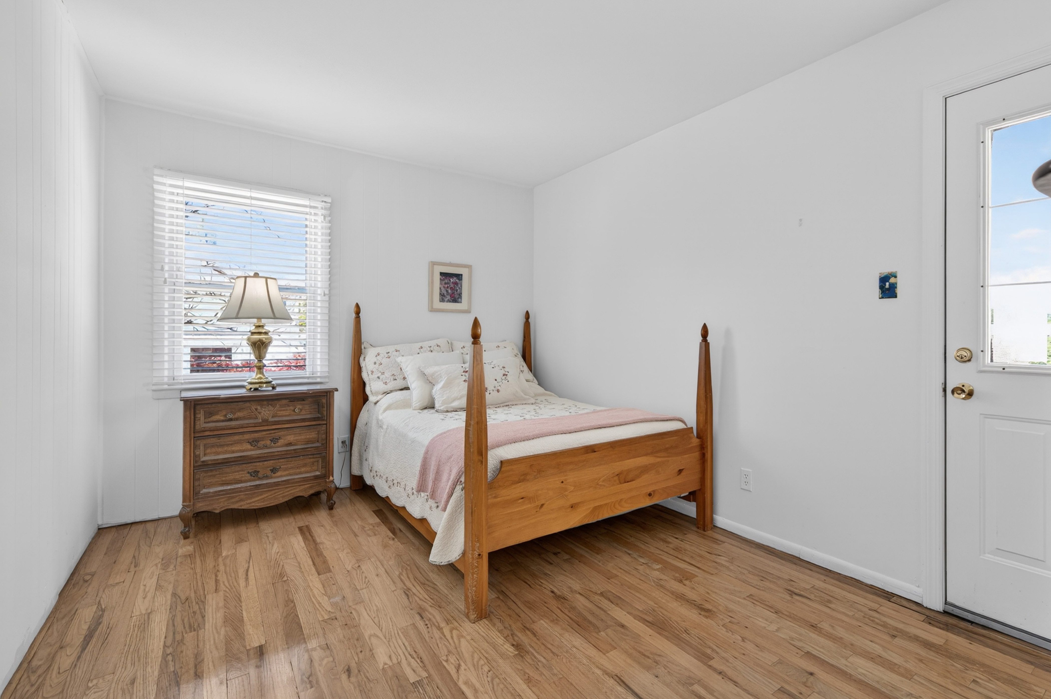  57-26 225th Street, Bayside, NY, 11364 - 物件實景