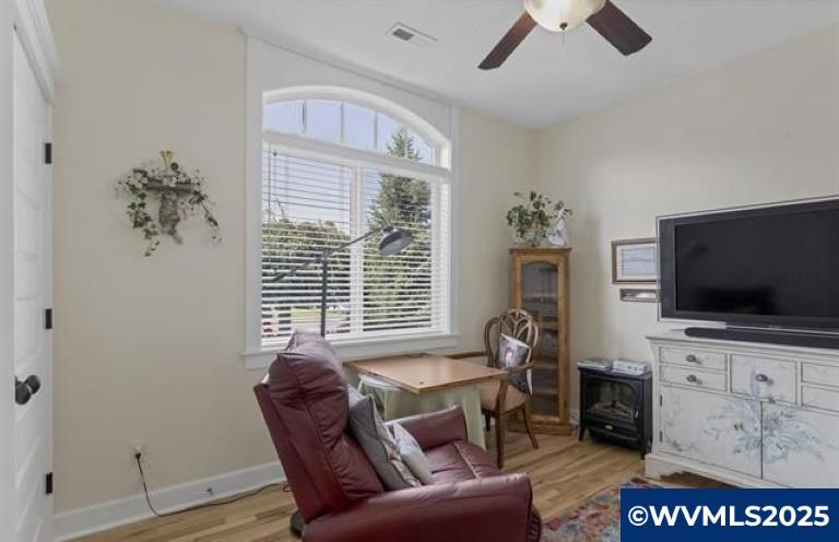 Salem, Oregon, 97306, United States, 4 Bedrooms Bedrooms, ,3 BathroomsBathrooms,Residential,For Sale,1989443