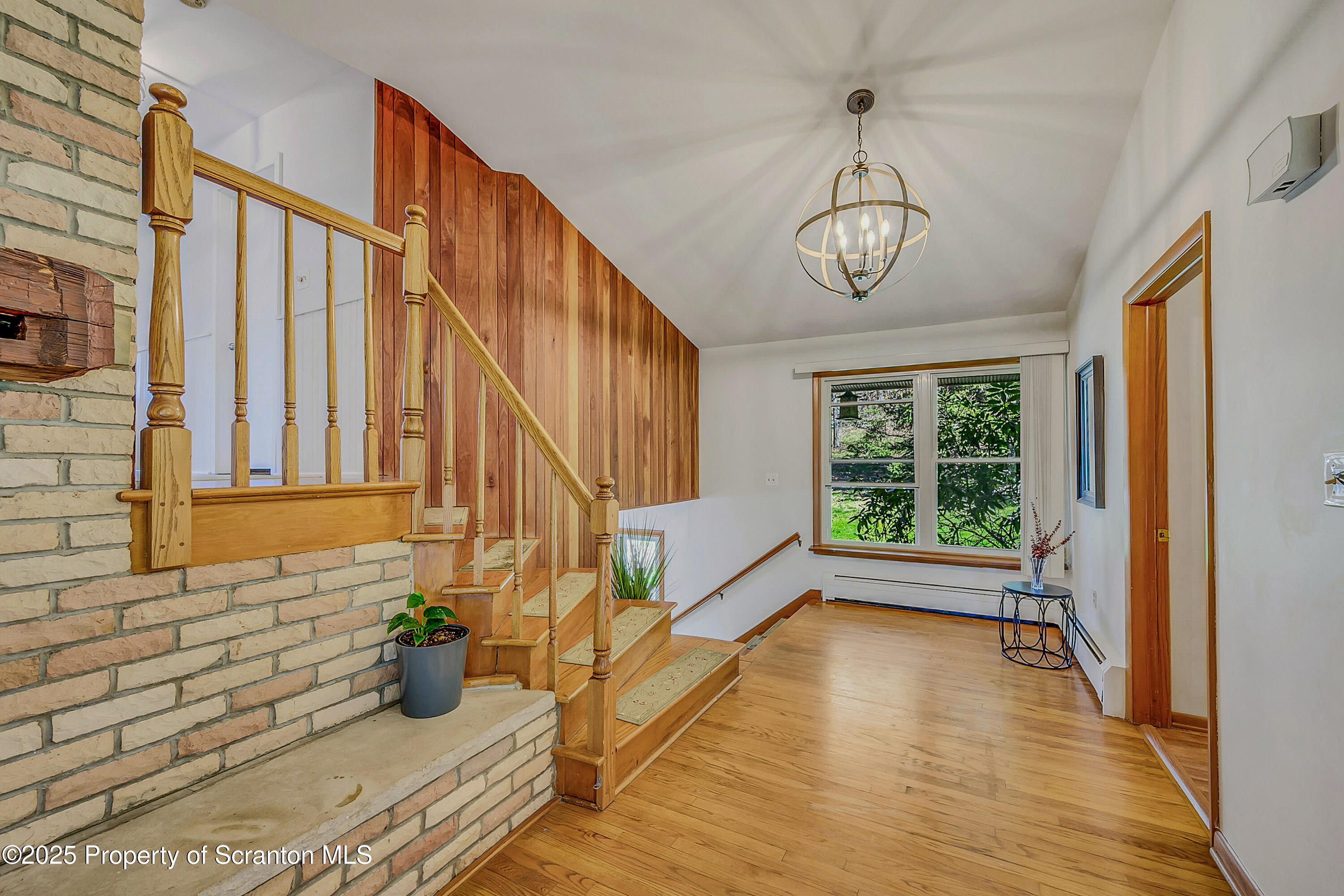 Clarks Summit, Pennsylvania, 18411, United States, 5 Bedrooms Bedrooms, ,4 BathroomsBathrooms,Residential,For Sale,1971485