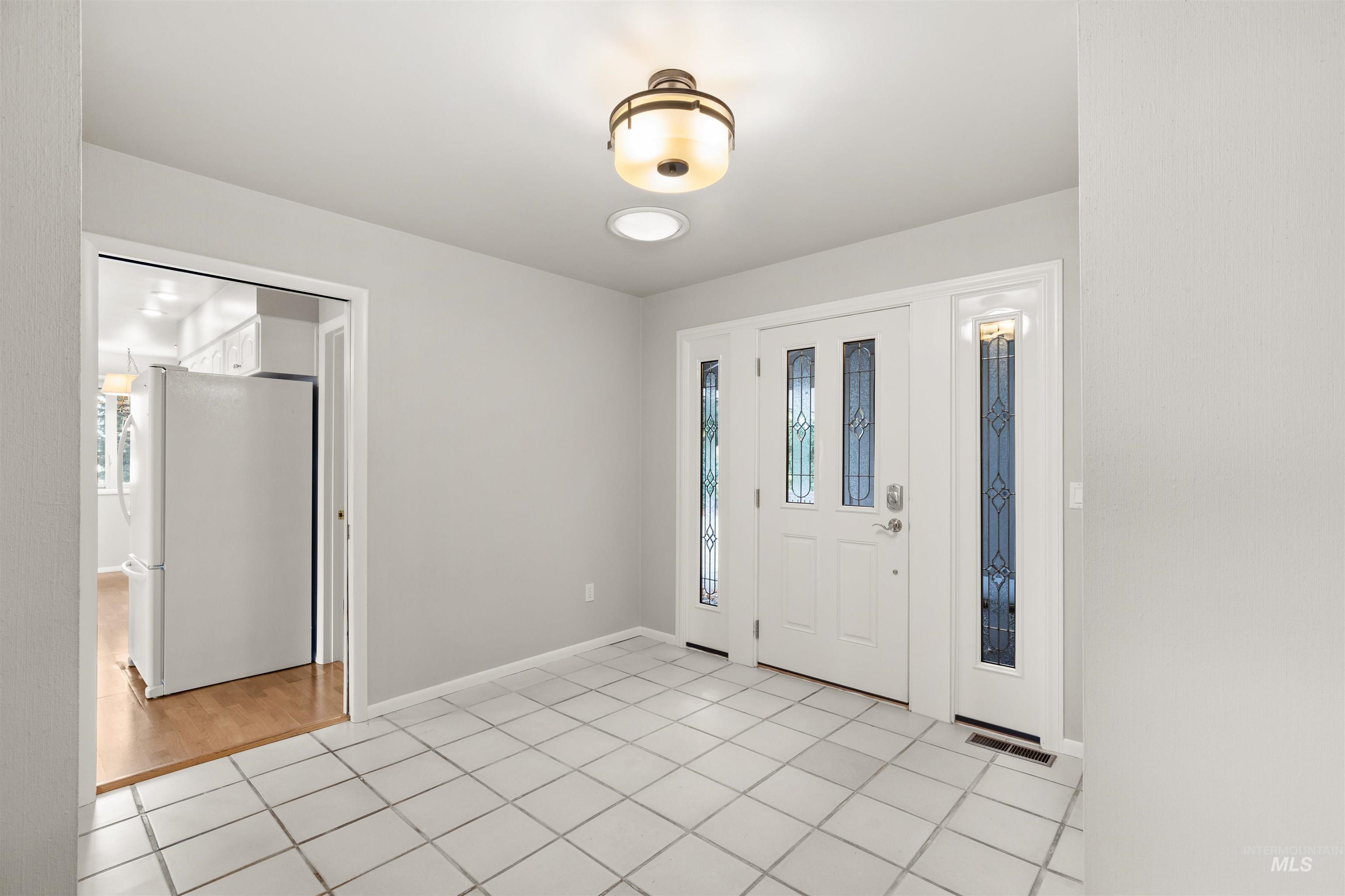 Lewiston, Idaho, 83501, United States, 4 Bedrooms Bedrooms, ,Residential,For Sale,1862440
