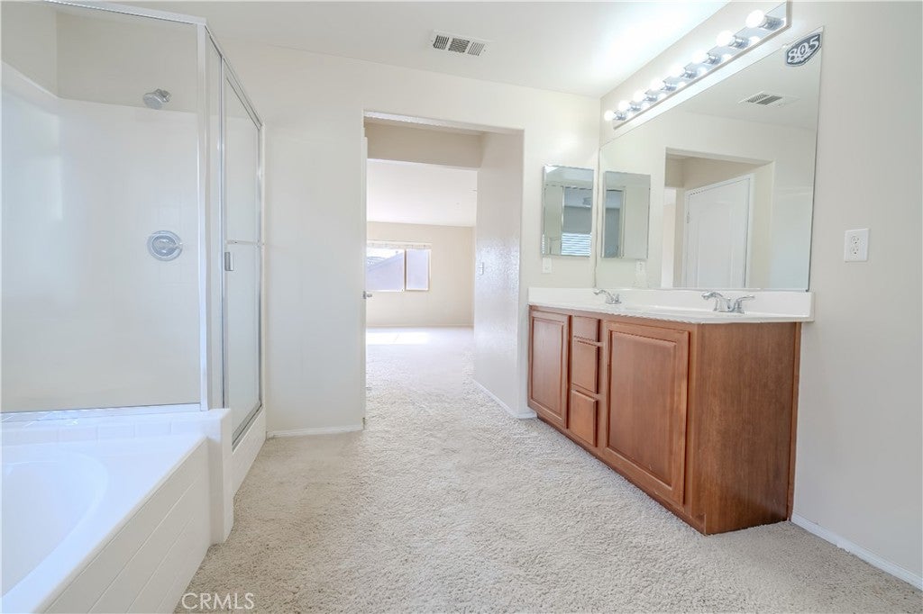 Victorville, California, 92394, United States, 5 Bedrooms Bedrooms, ,3 BathroomsBathrooms,Residential,For Sale,2005536