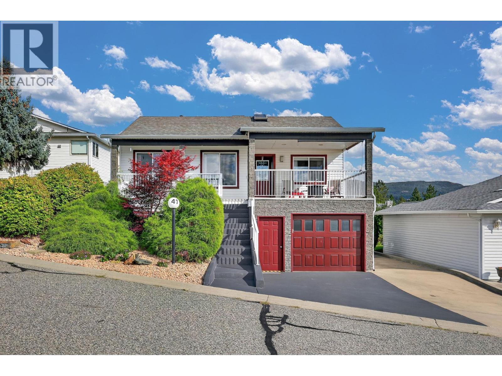 KELOWNA, British Columbia, V1X 7T6, CA, 4 Bedrooms Bedrooms, ,2 BathroomsBathrooms,Residential,For Sale,1918347