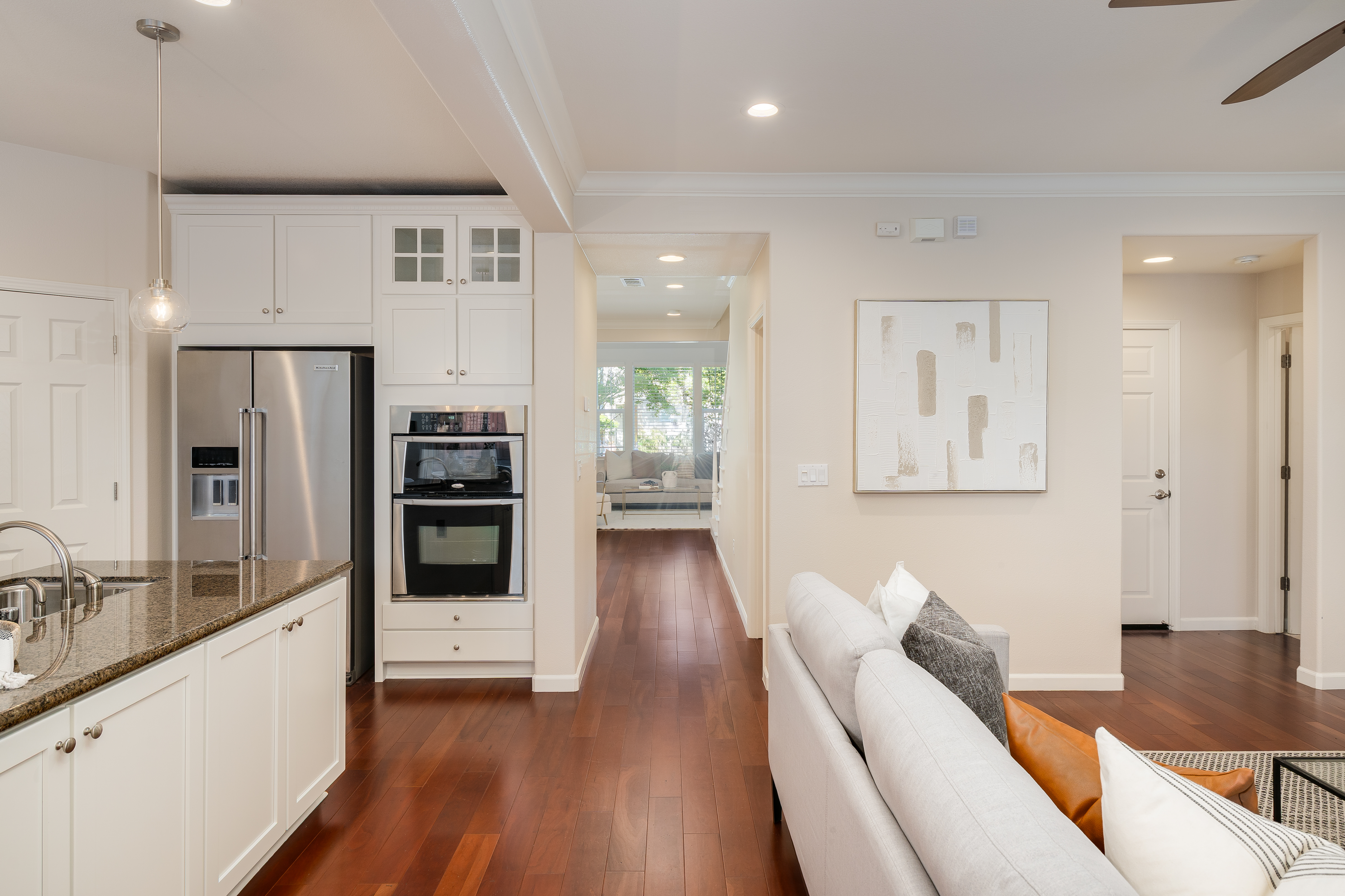  Monterosso Elegance on a Premier Corner Lot - 物件實景