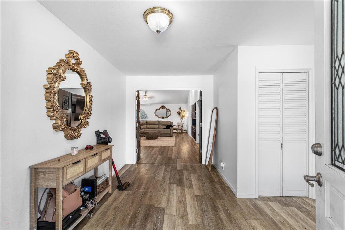 Escalon, California, 95320, United States, 6 Bedrooms Bedrooms, ,3 BathroomsBathrooms,Residential,For Sale,1977867