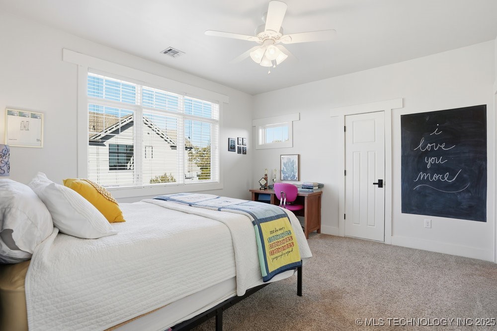 Jenks, Oklahoma, 74037, United States, 5 Bedrooms Bedrooms, ,6 BathroomsBathrooms,Residential,For Sale,1989076