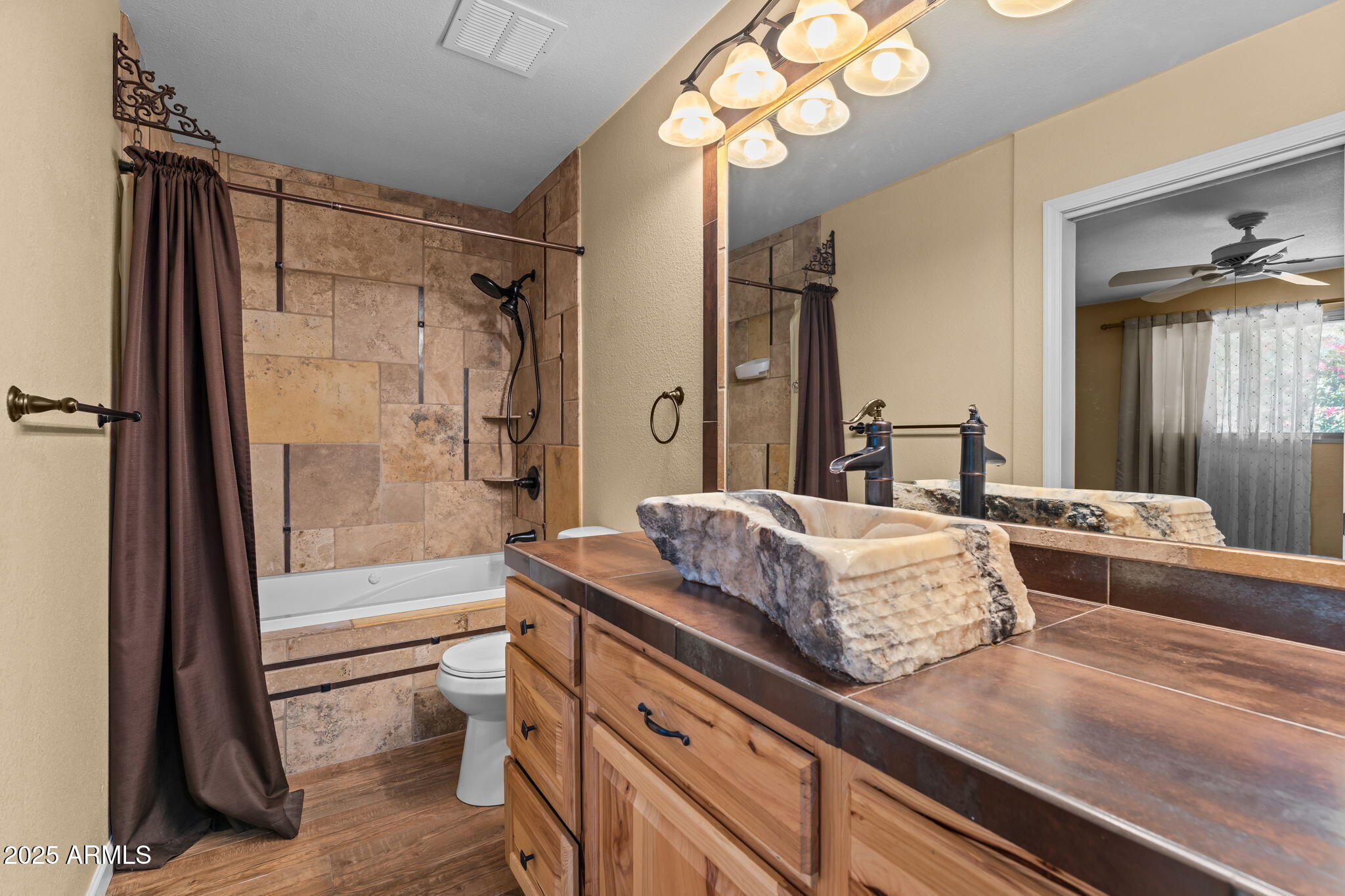 Glendale, Arizona, 85306, United States, 4 Bedrooms Bedrooms, ,2 BathroomsBathrooms,Residential,For Sale,1942956