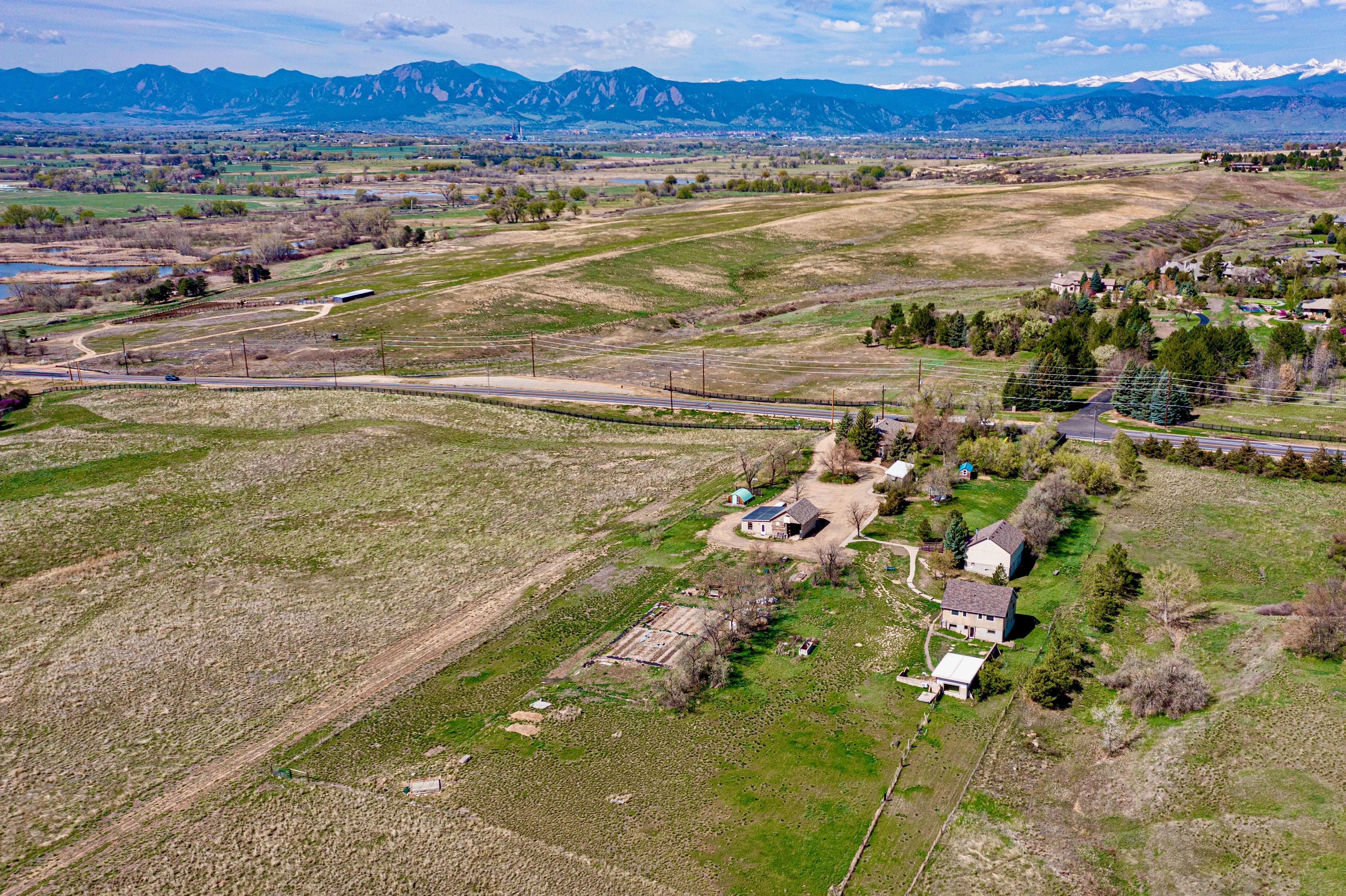  Multi-Structure Property on 3.68 Acres Suitable for Small-Scale Agriculture - 物件實景