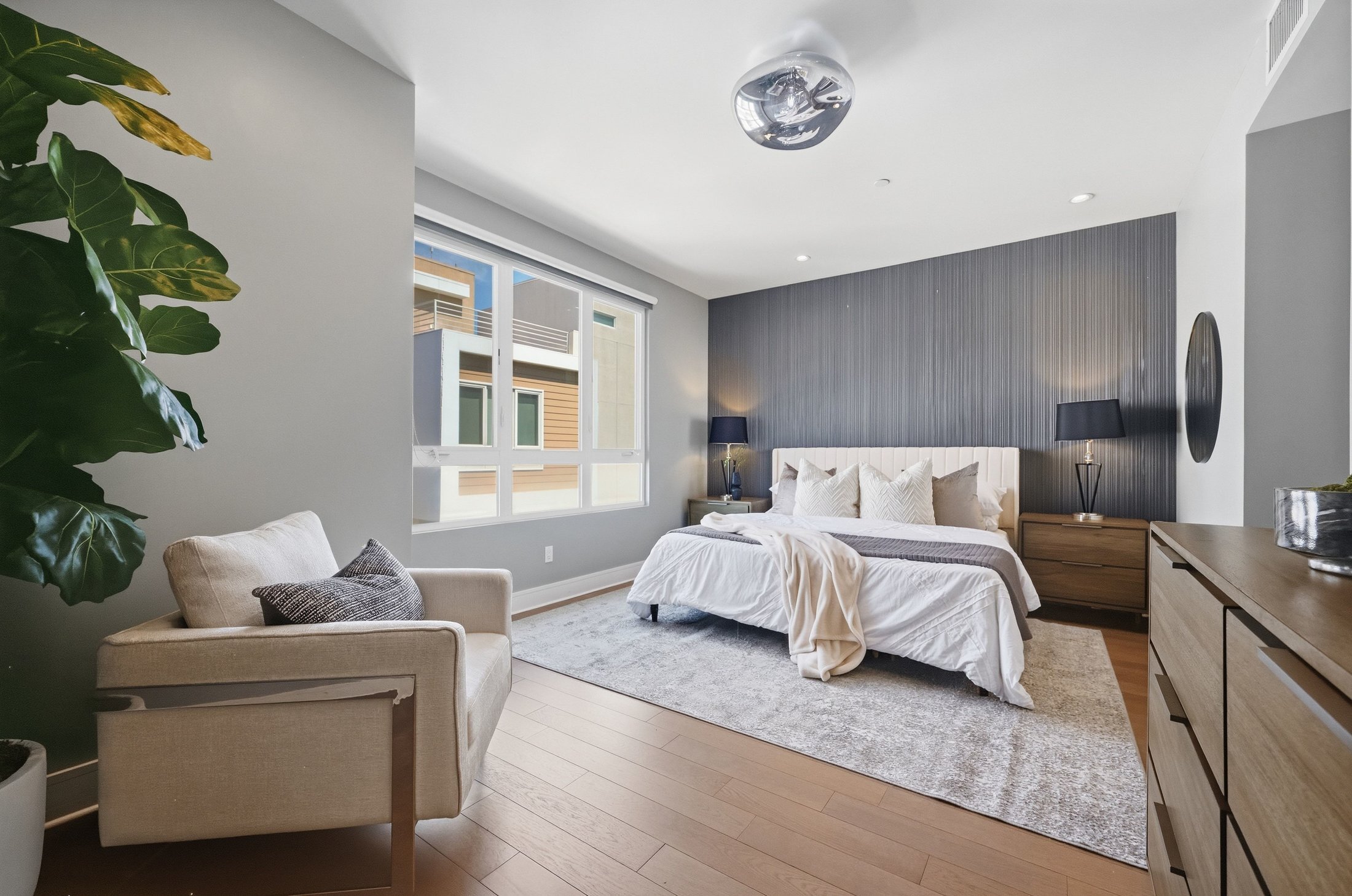  1400 North Fuller Avenue - 物件實景
