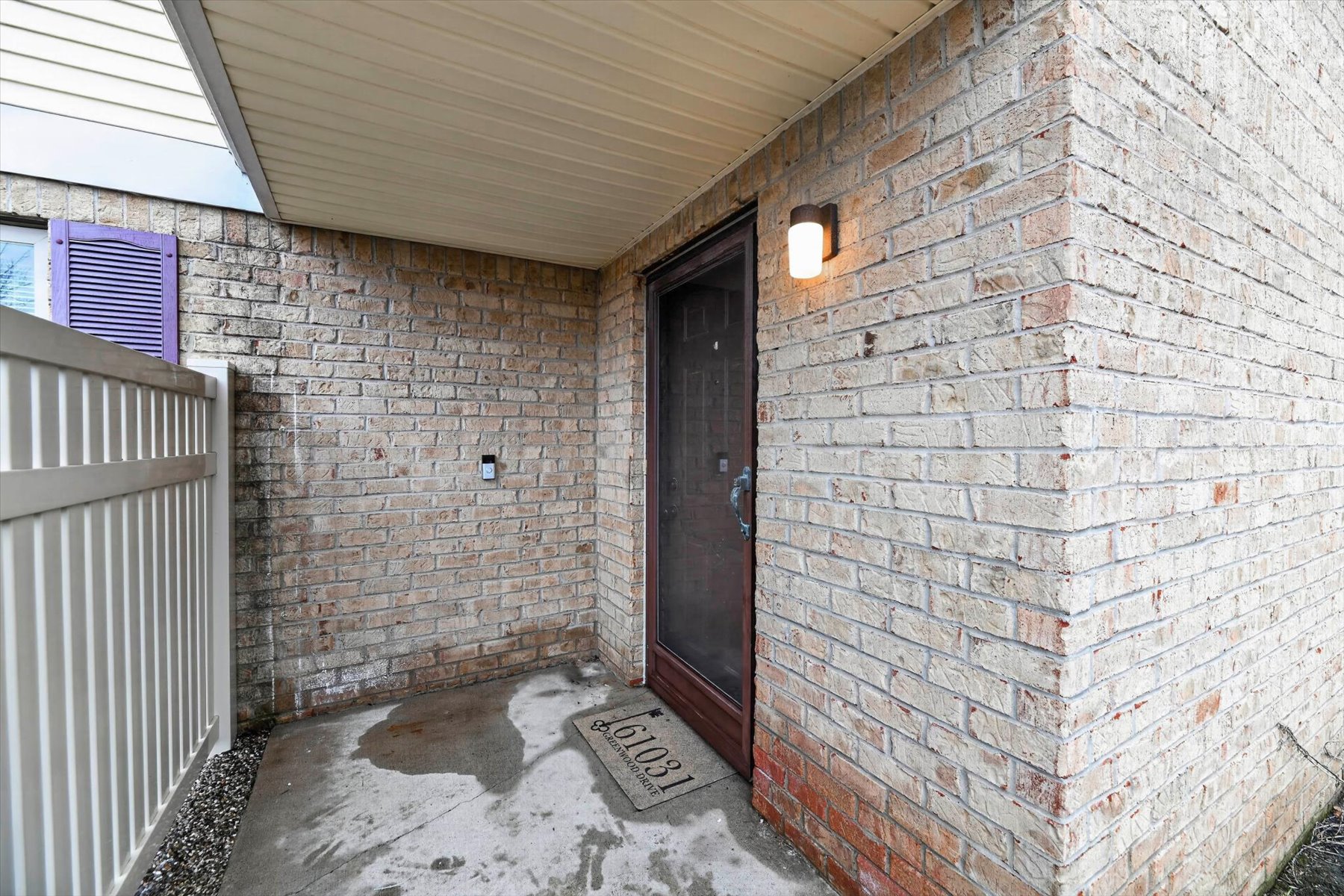  South Lyon - 物件實景