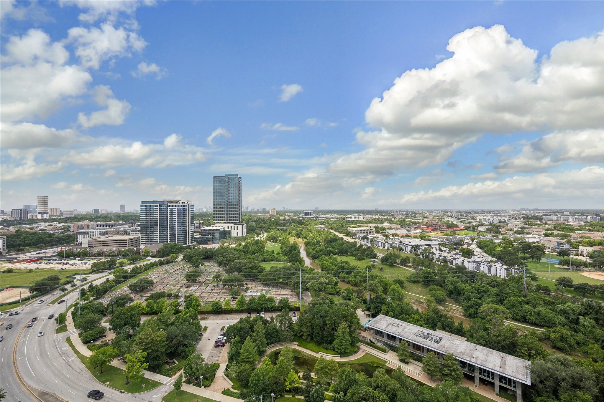  3333 Allen Parkway #2107 - 物件實景
